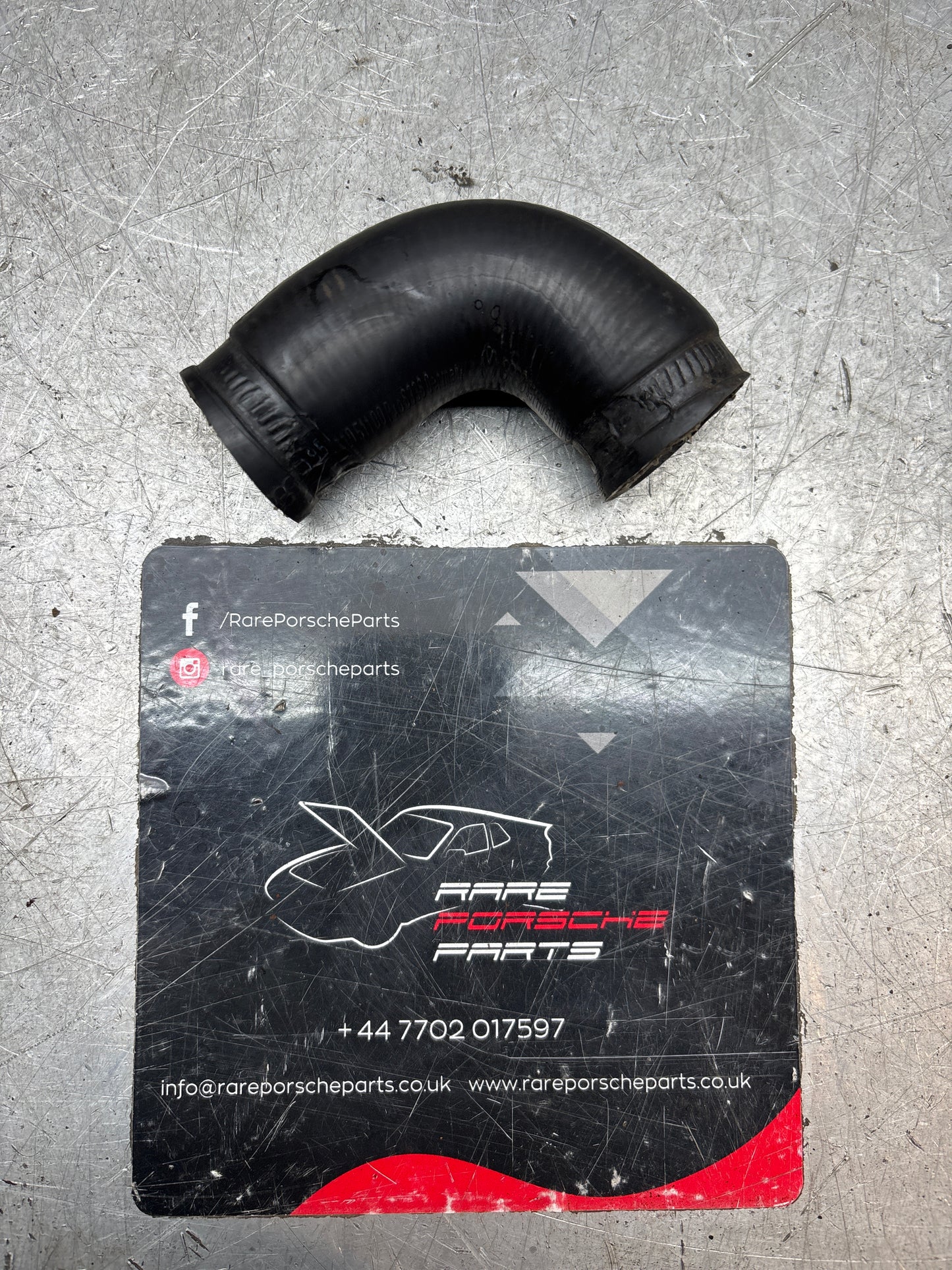 Porsche 944 coolant hose, used 95111051100