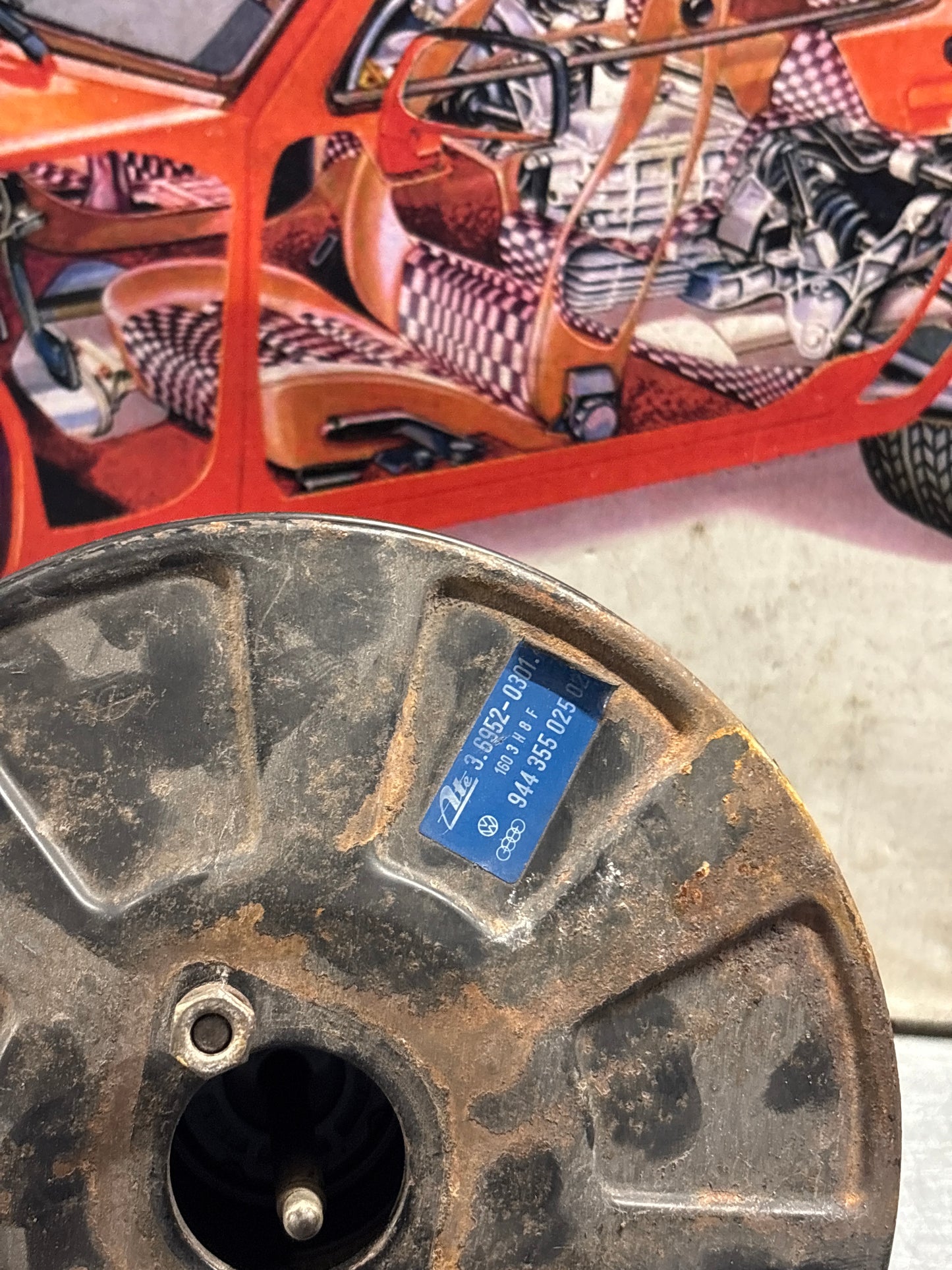 Porsche 944 brake booster, used 94435502502