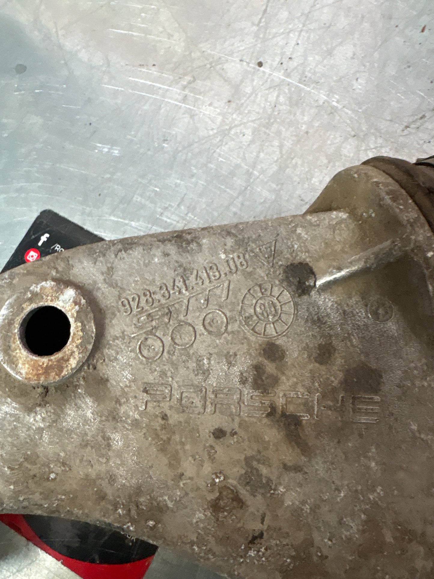 Porsche 928 S/S2 front lower control arm, used 92834141308