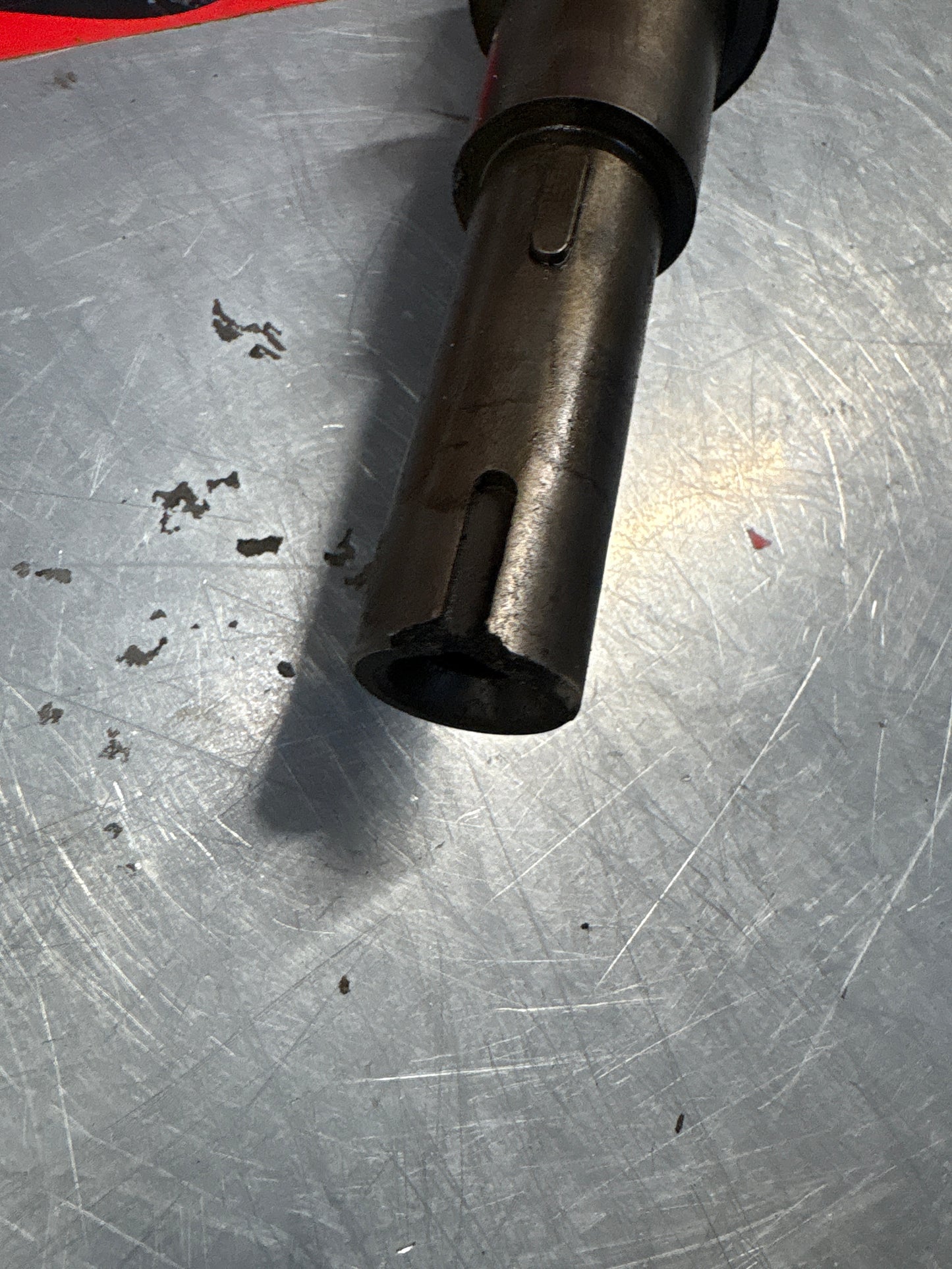 Porsche 928 cam shaft, for spares or repair 9281051880R