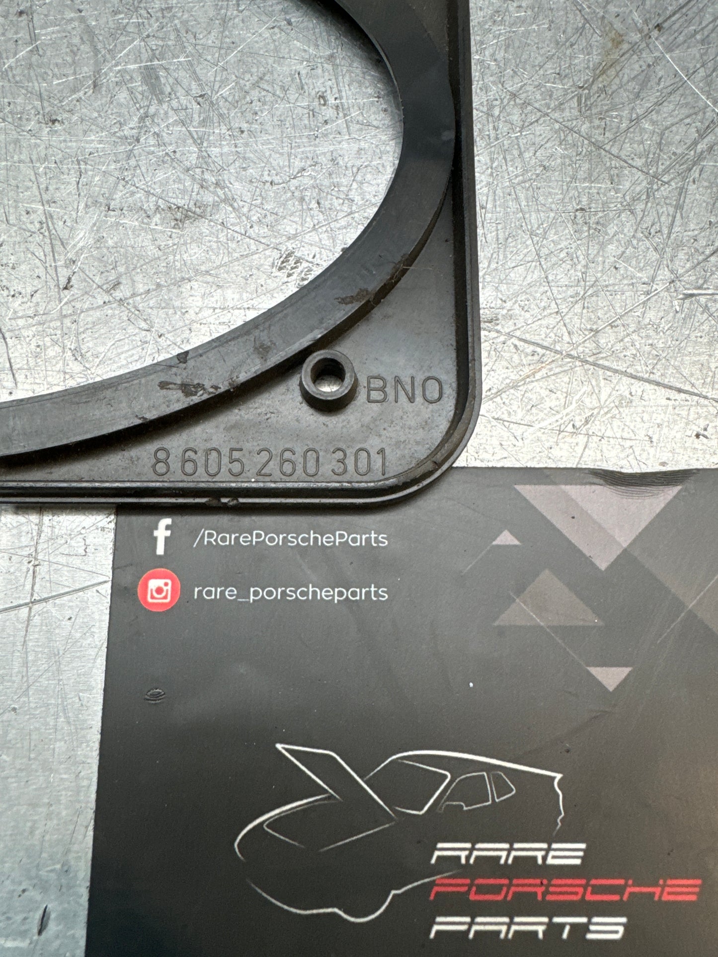 Porsche 944 Paar Lautsprecherrahmen 94455515900, gebraucht