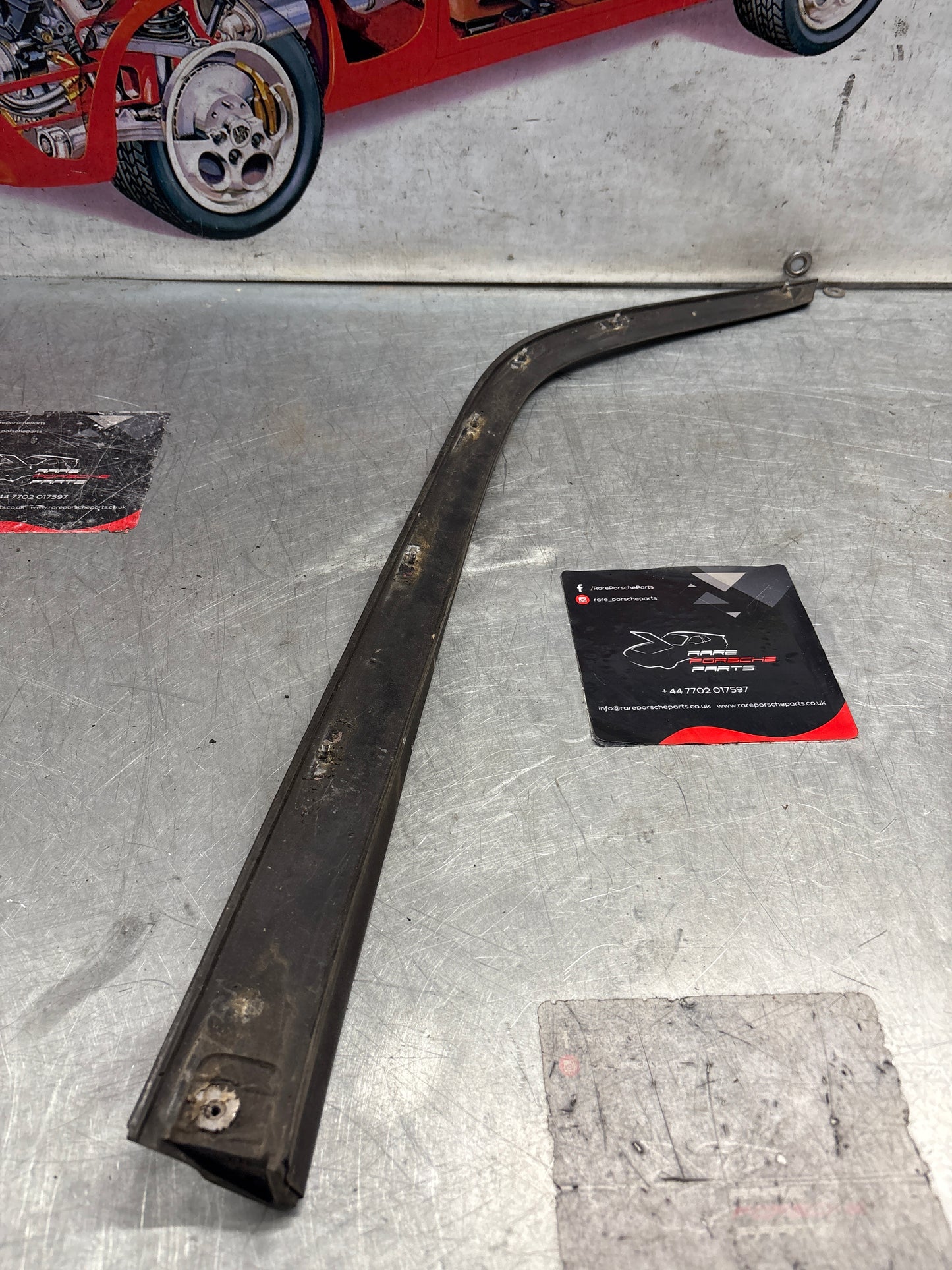 Porsche 944 rear left spoiler, used 93751255700