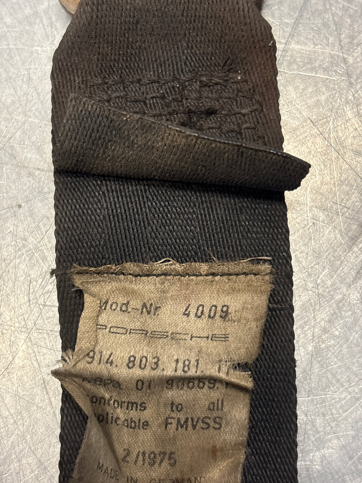 Porsche 914 left side seat belt, used 91480318111