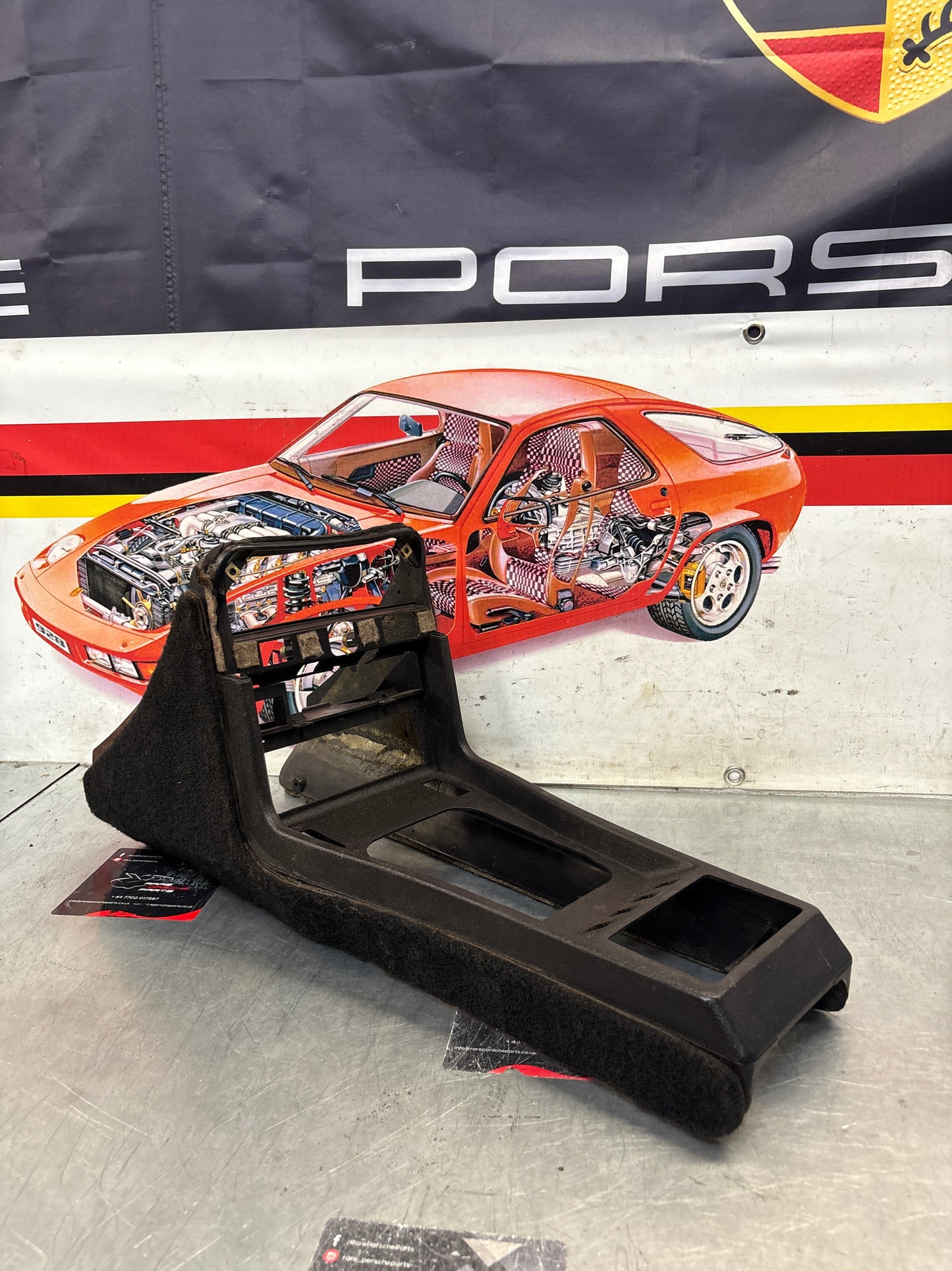 Porsche 924 944 centre console black with black carpet two switch hole 477857969 / 477857951 used