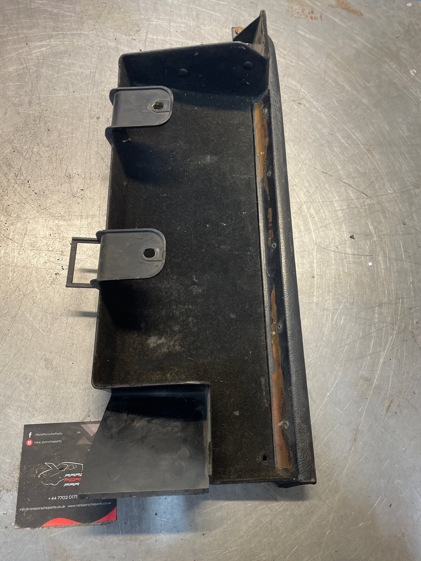 Porsche 928 under glove box shelf, black 92855207702 LHD only, used
