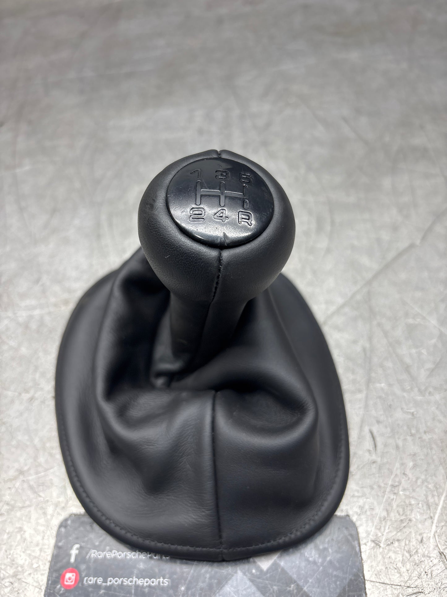 Porsche 924/944 refurbished gear knob and boot, black 94442407500