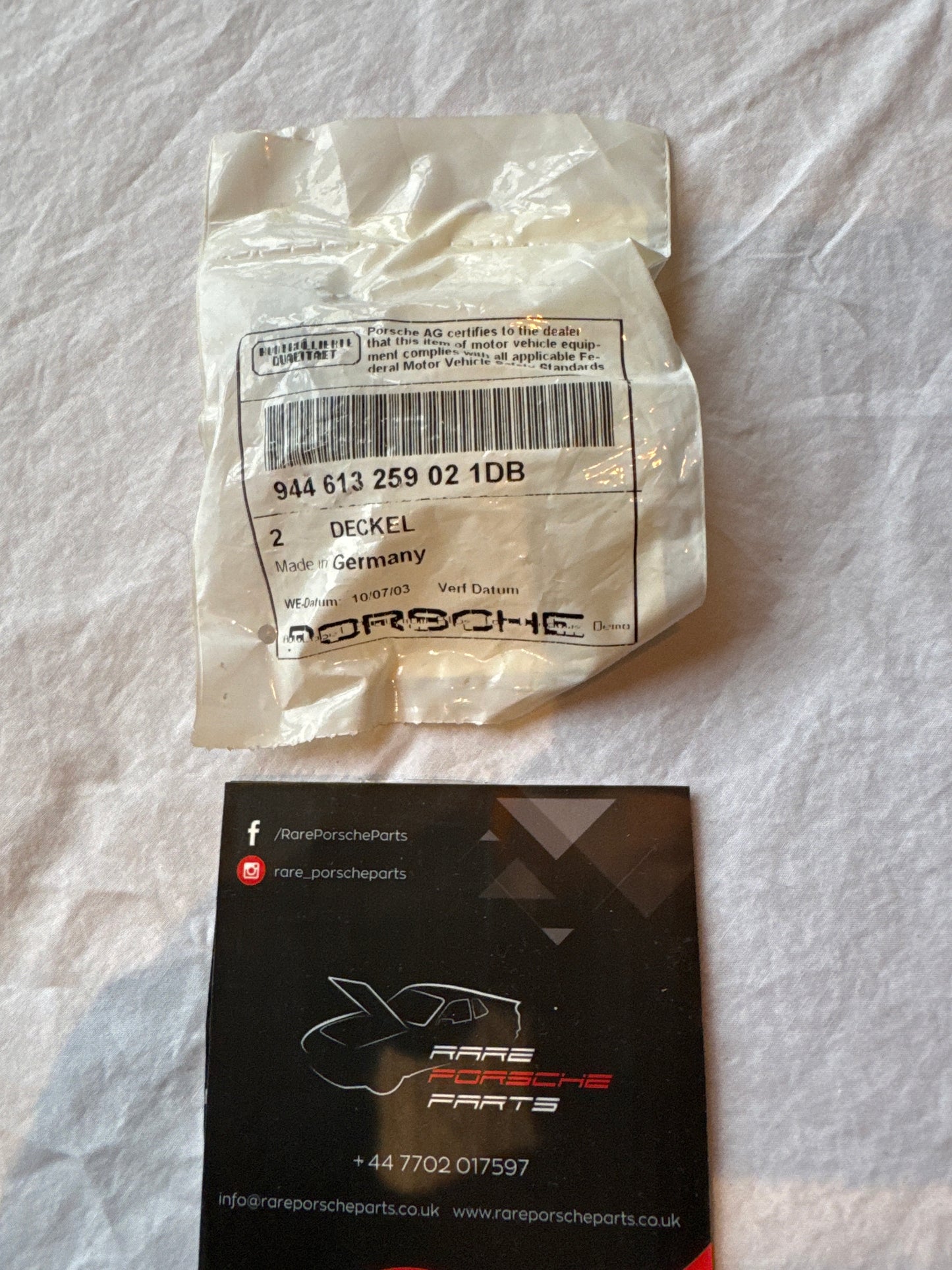 Porsche 944 cover 944613259021DB NOS