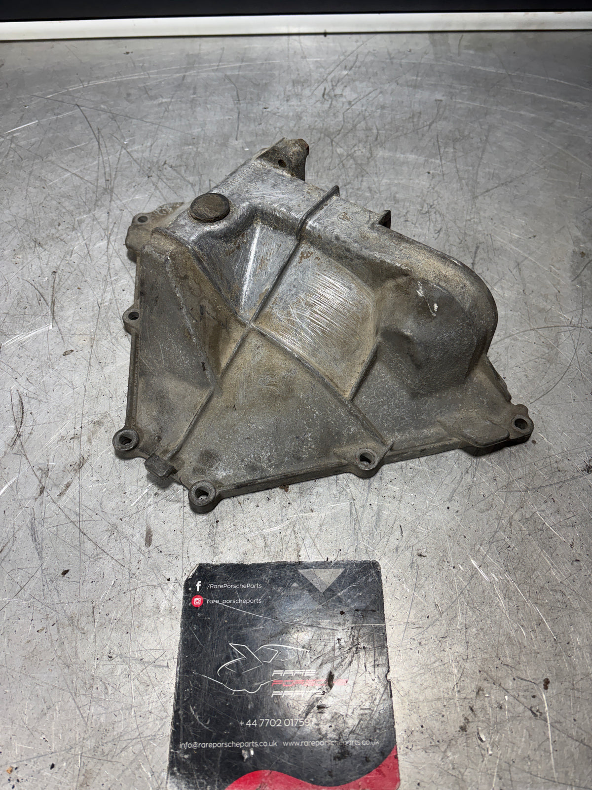 Porsche 928 bell housing ottom, 9281164123R, used