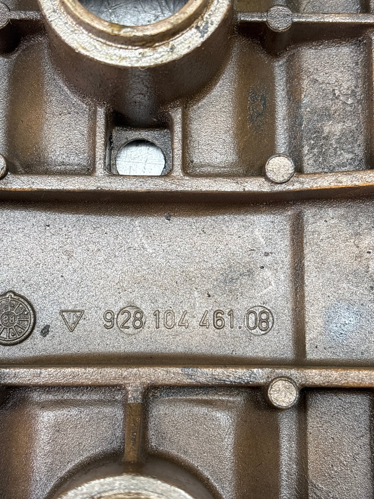 Porsche 944 S2 3.0l 16V Engine camshaft / cam cover /rocker cover 92810446108