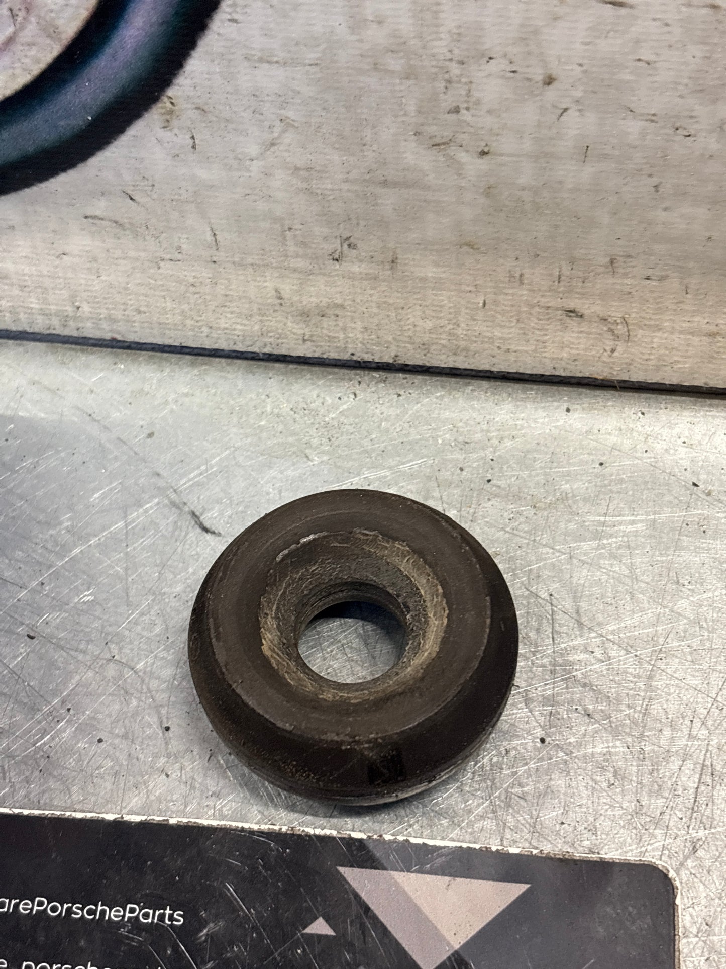 Porsche 928 shock absorber damper rubber, used 92833346501