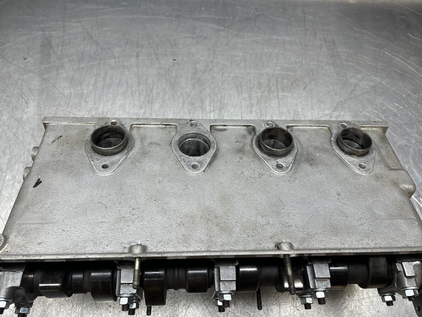 Porsche 924 Turbo reconditioned cylinder head with camshaft 9311043013R