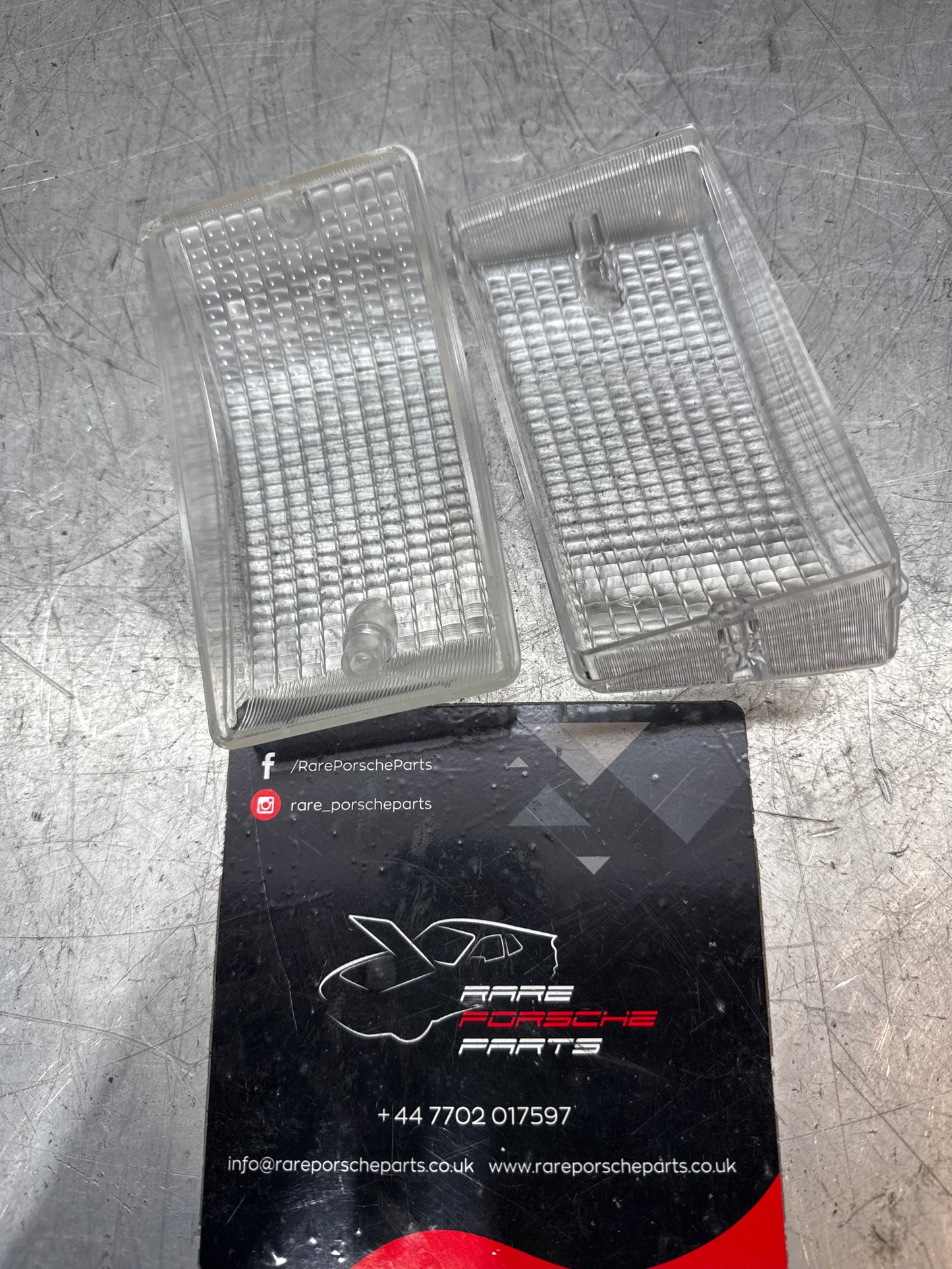 Porsche 924 944 Turn signal indicator lens 2x , front tinted, 477953161B 477953162B smoked