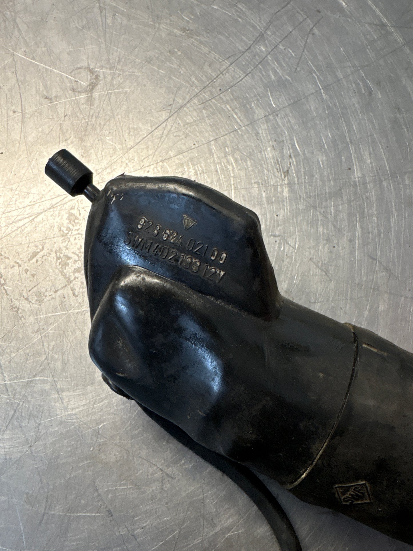 Porsche 928 headlight lift motor, used 92862402100