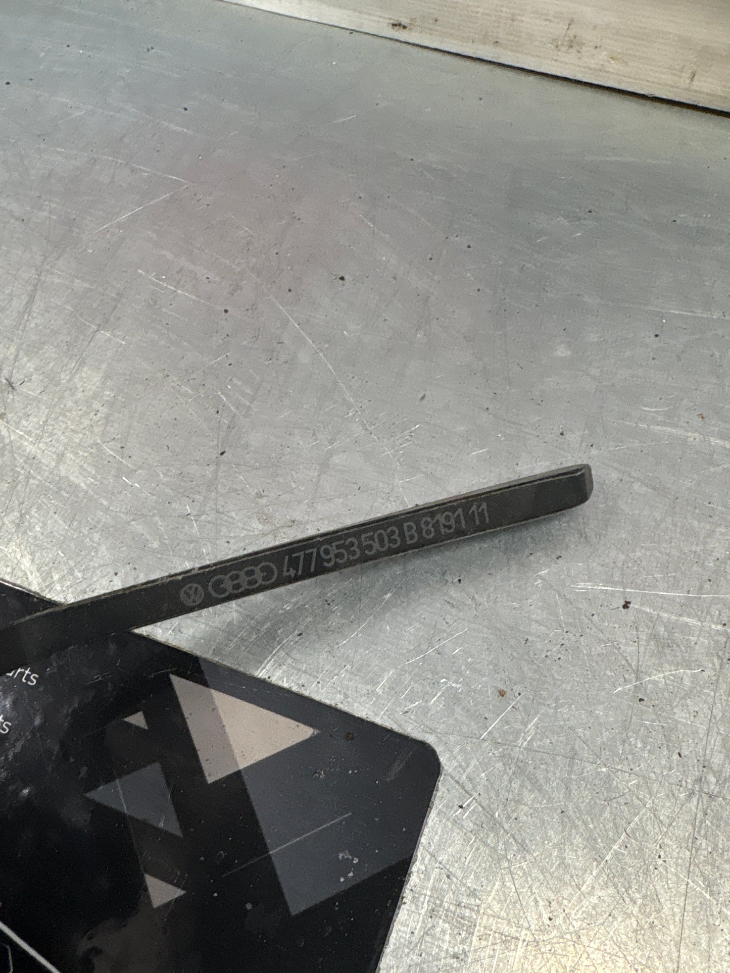 Porsche 924 steering column switch 477953503B used