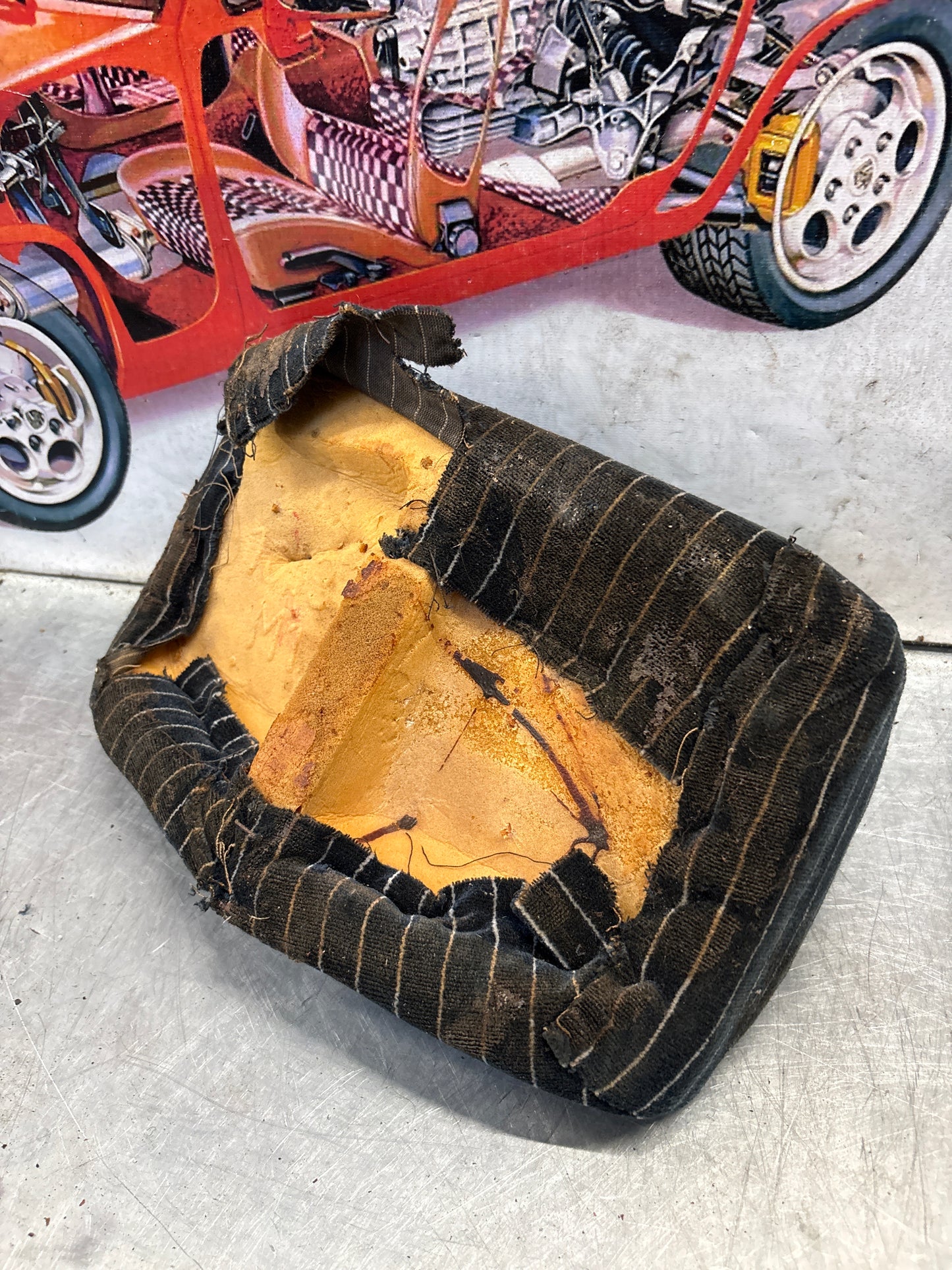 Porsche 928 rear right seat upper cushion, carpeted, black pinstripe, used 92852204650