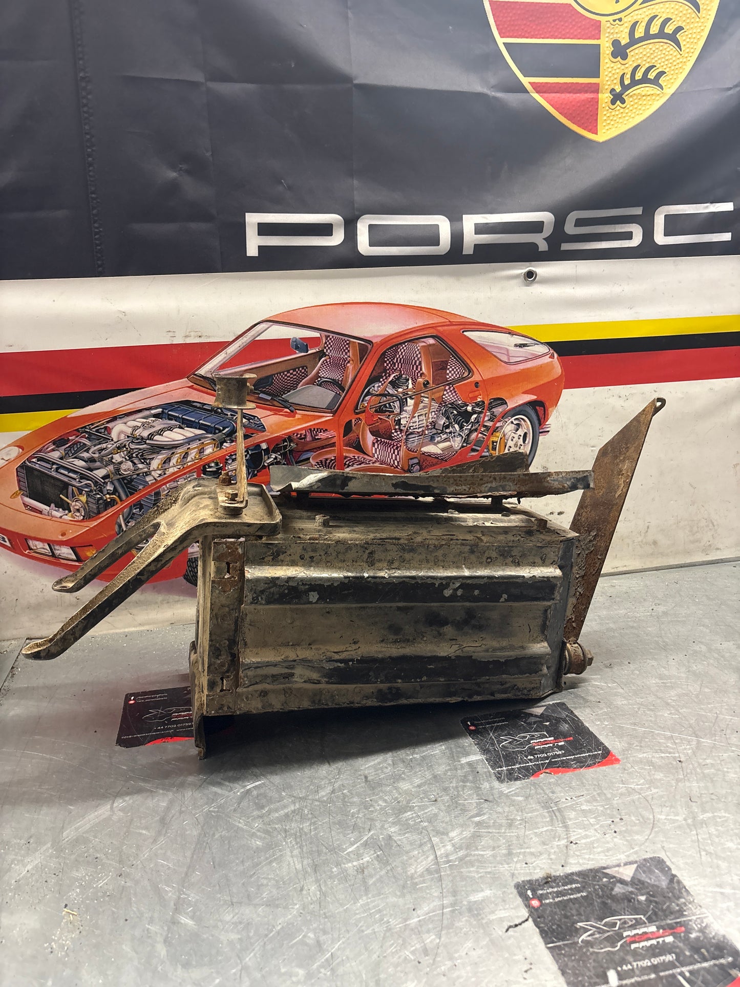 Porsche 928 battery tray, early type, -79 92850180502, used