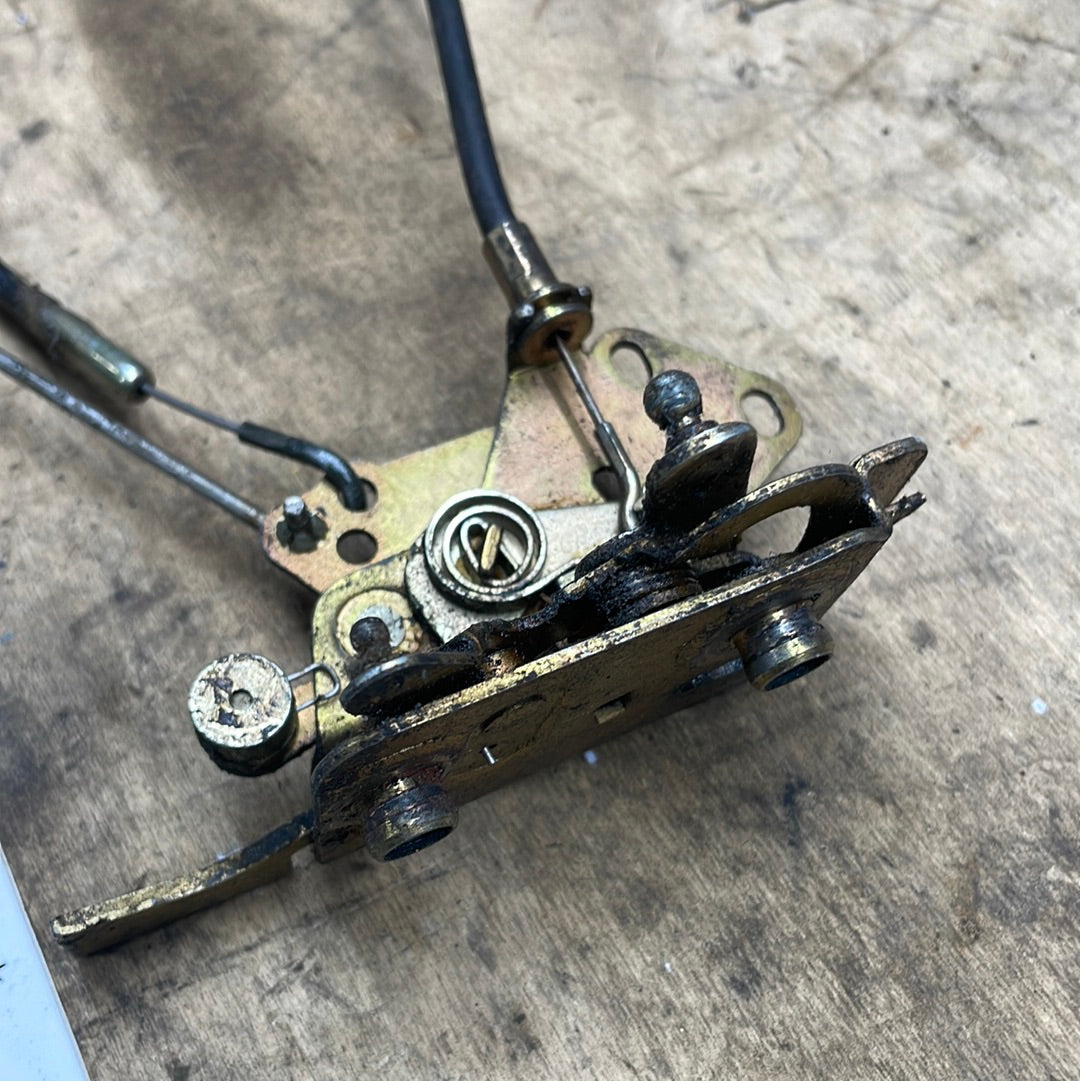 Porsche 924 944 right hand door latch 92753705407 used