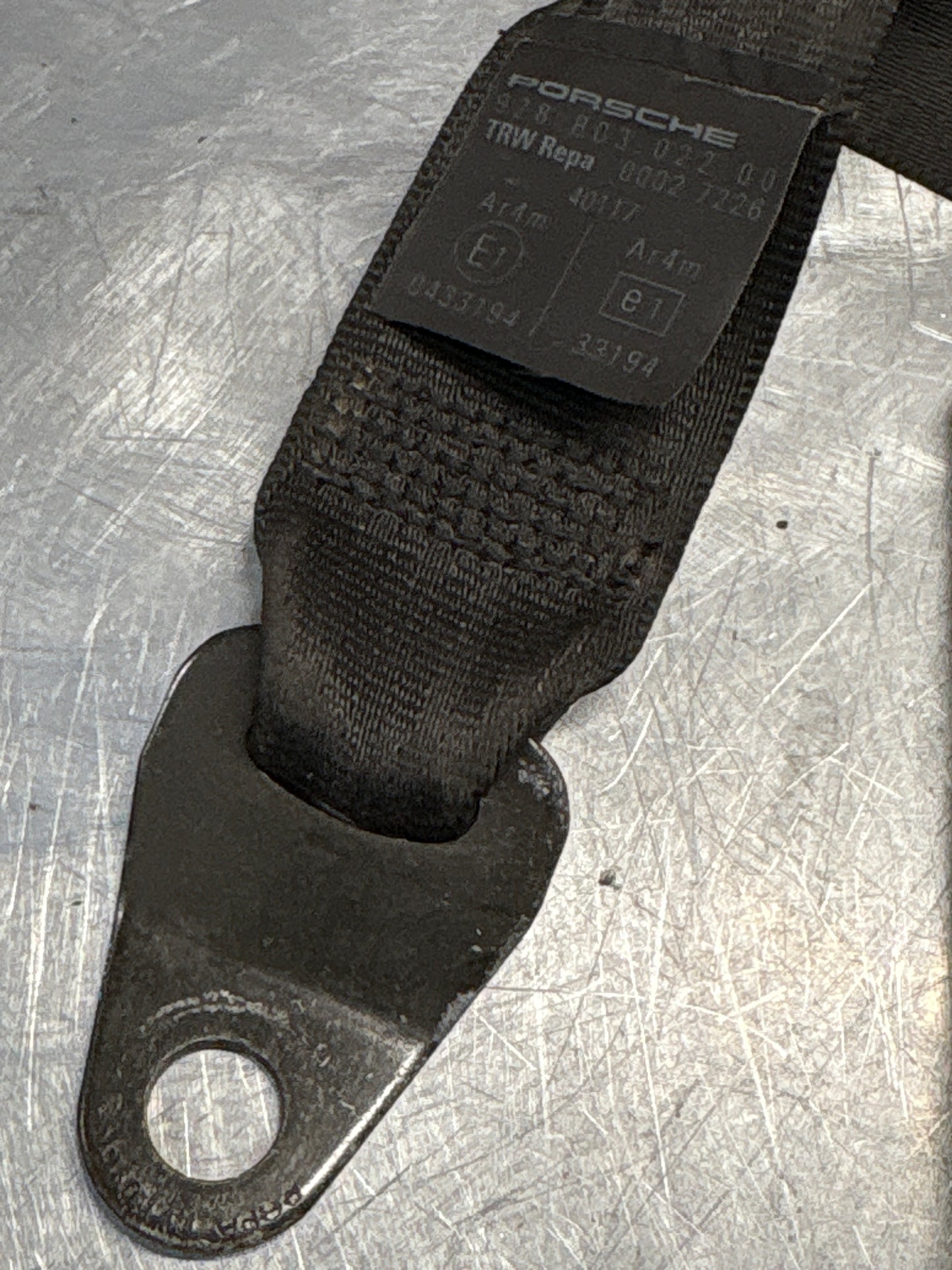 Porsche 928 rear right seat belt 92880302200