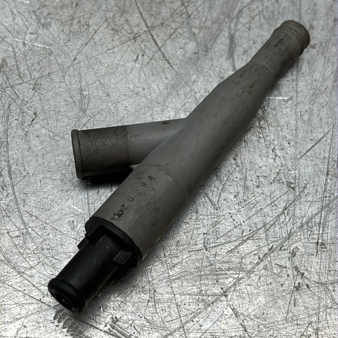 Porsche 944 (1981-1991) Vacuum Pipe T-Piece Connector 067133753A, used