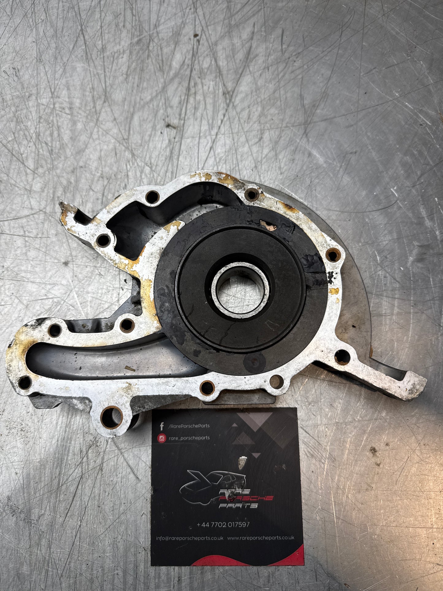 Porsche 944 S2 oil pump for 3.0 16v USED 944 107 111 2R 9441071112R