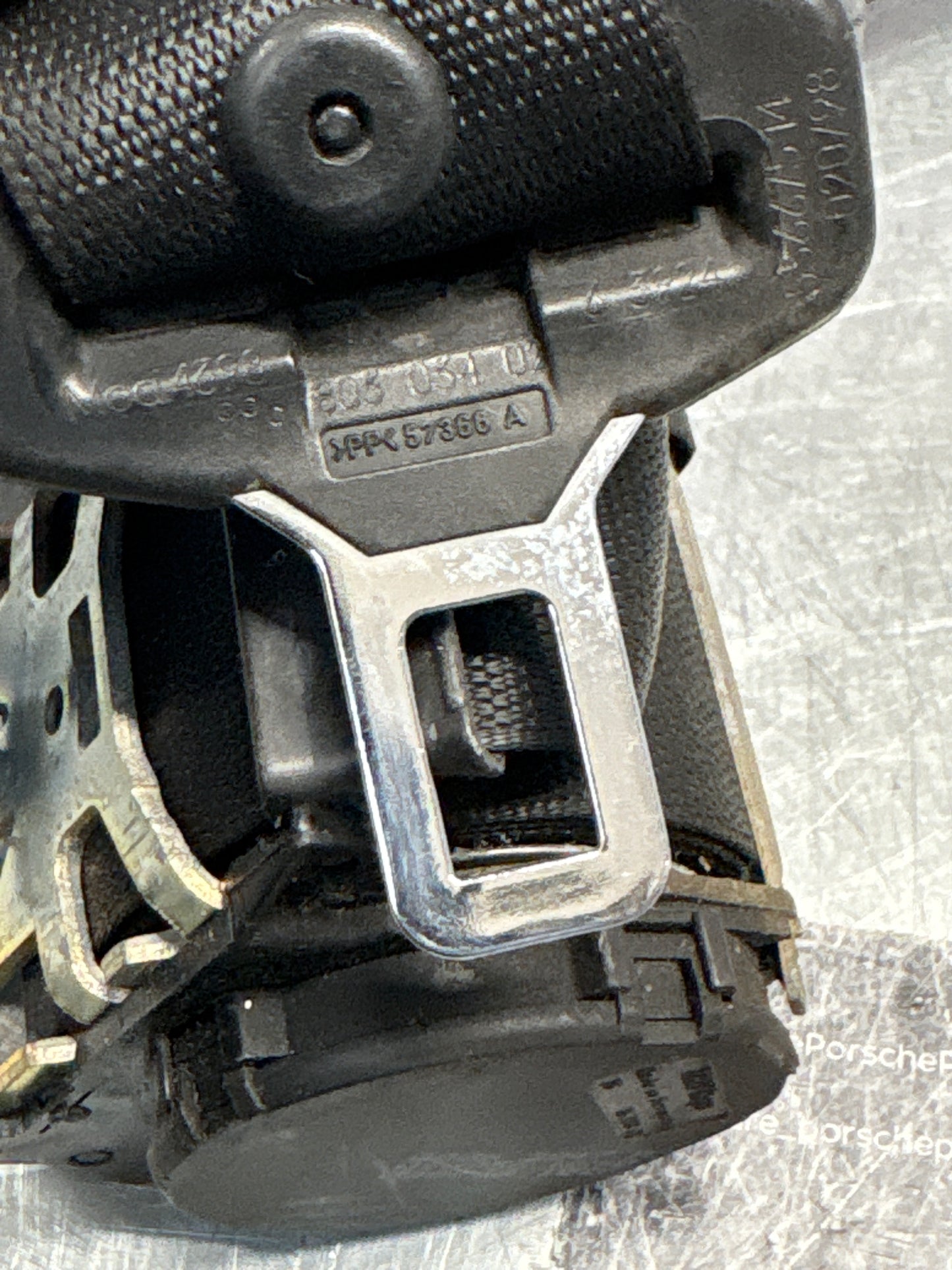 Porsche 911 996 right front seat belt, used 99680303402