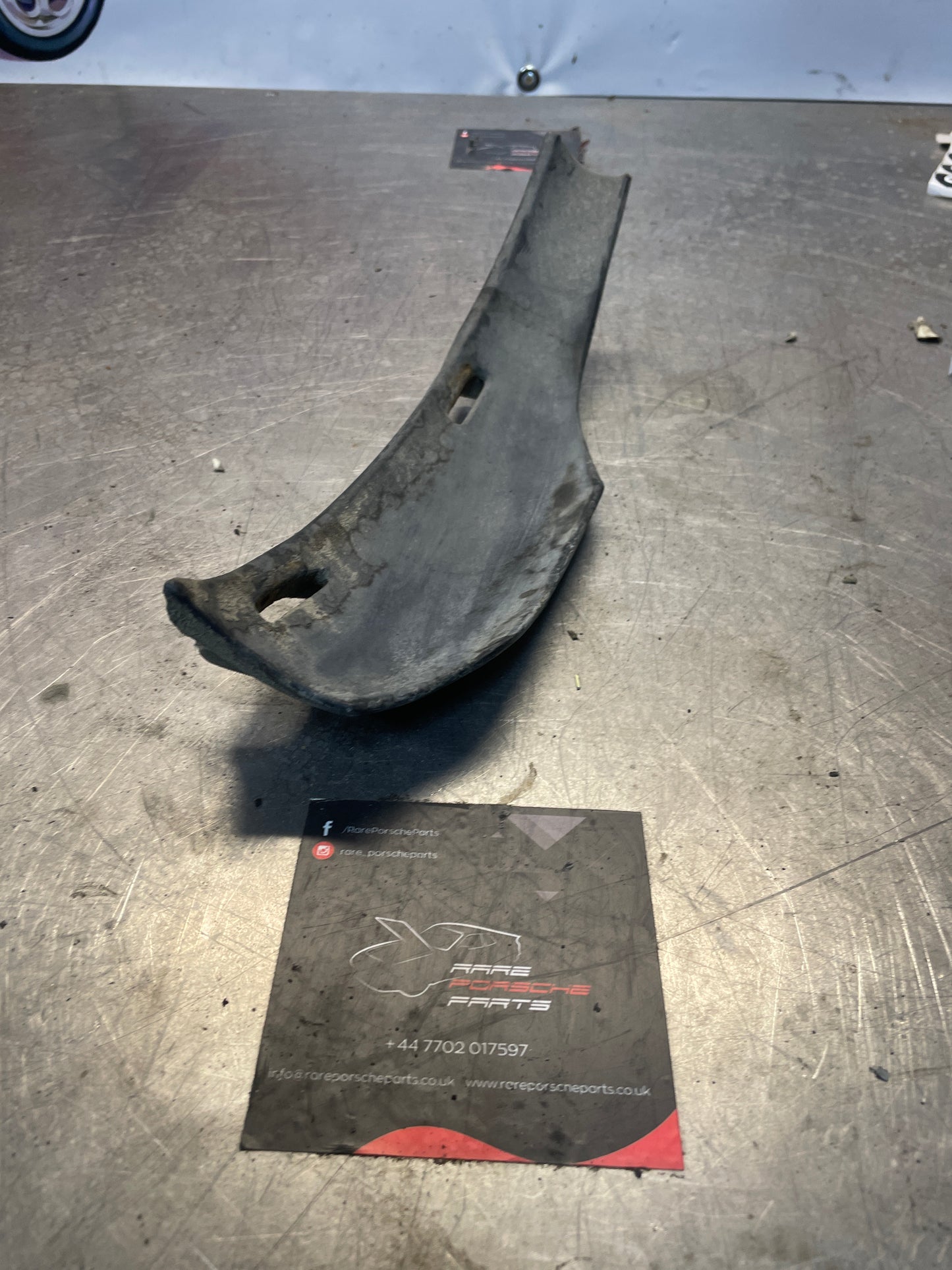 Porsche 928 control arm rubber spoiler left, used, 92834138903