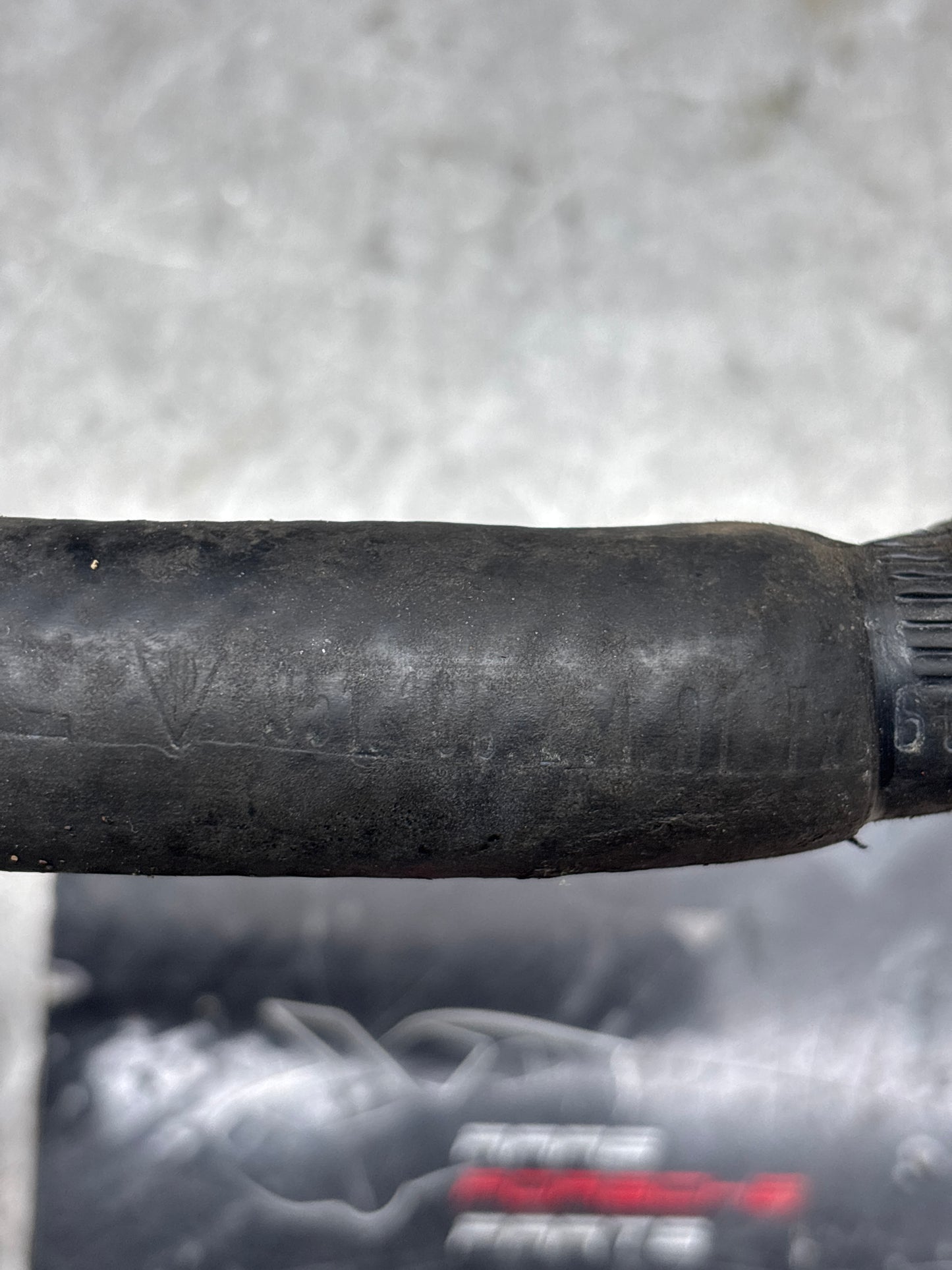 Porsche 944 Turbo Expansion tank hose 95110625101, used