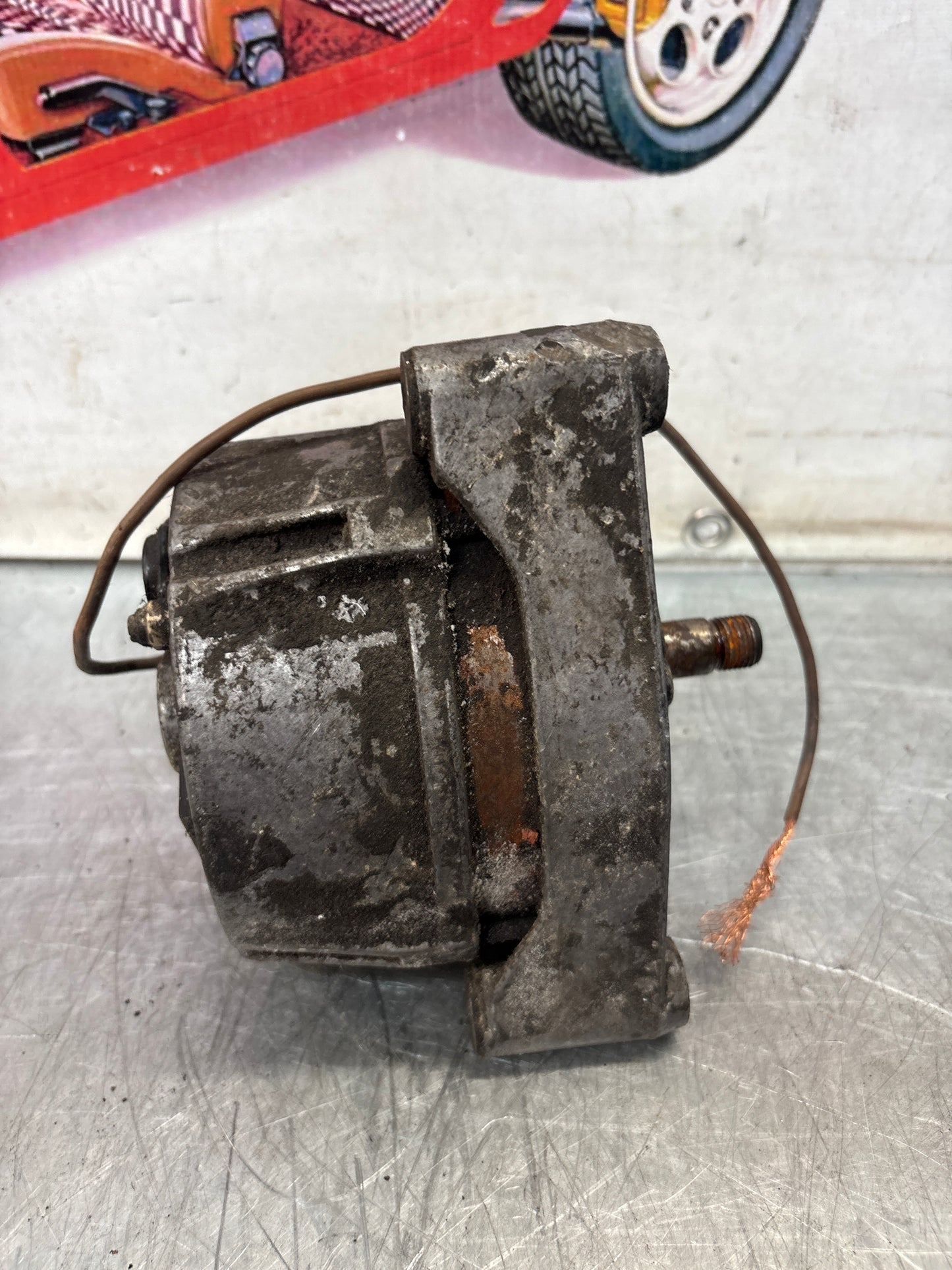 Porsche 924 924 Turbo alternator 0120469551, 035903015M, used