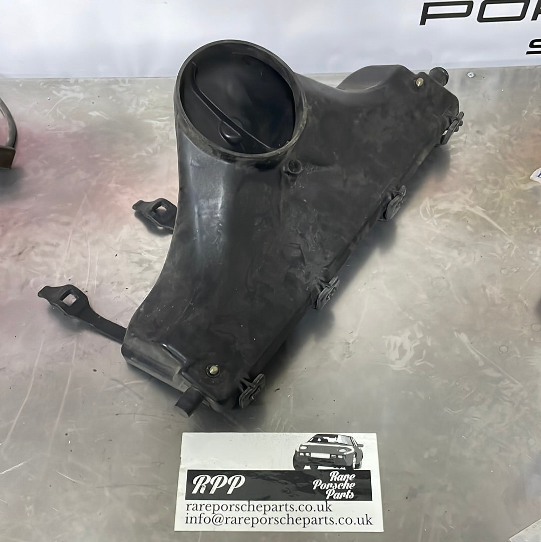 Porsche 928 78-79 Air filter housing, 92811022900 used