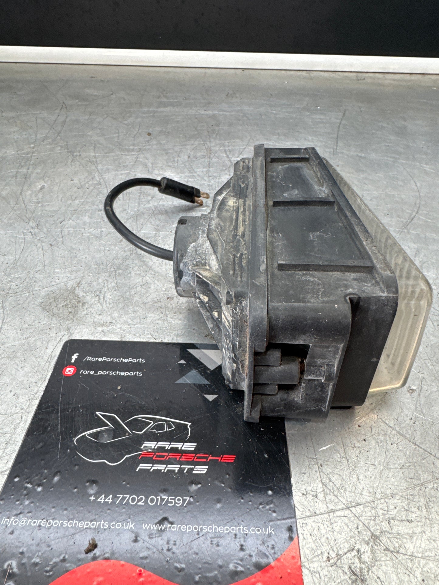 Porsche 944 Right foglight, 94463190200