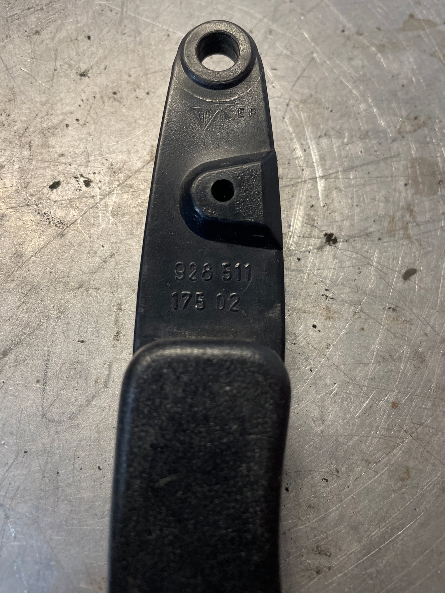 Maniglia apertura cofano Porsche 944/924/928/968 92851117502