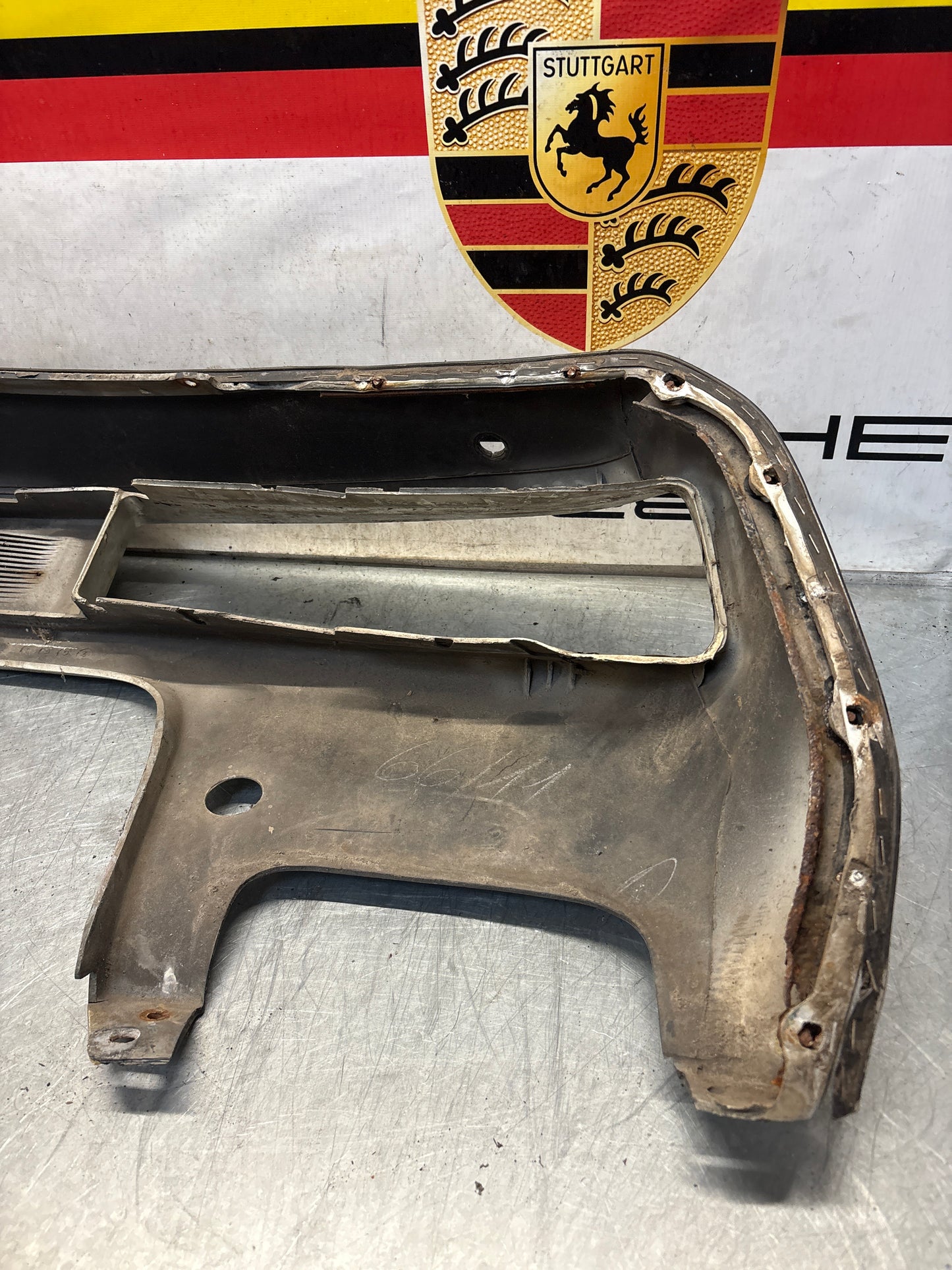 Porsche 928 front bumper cover panel, used 92850501306