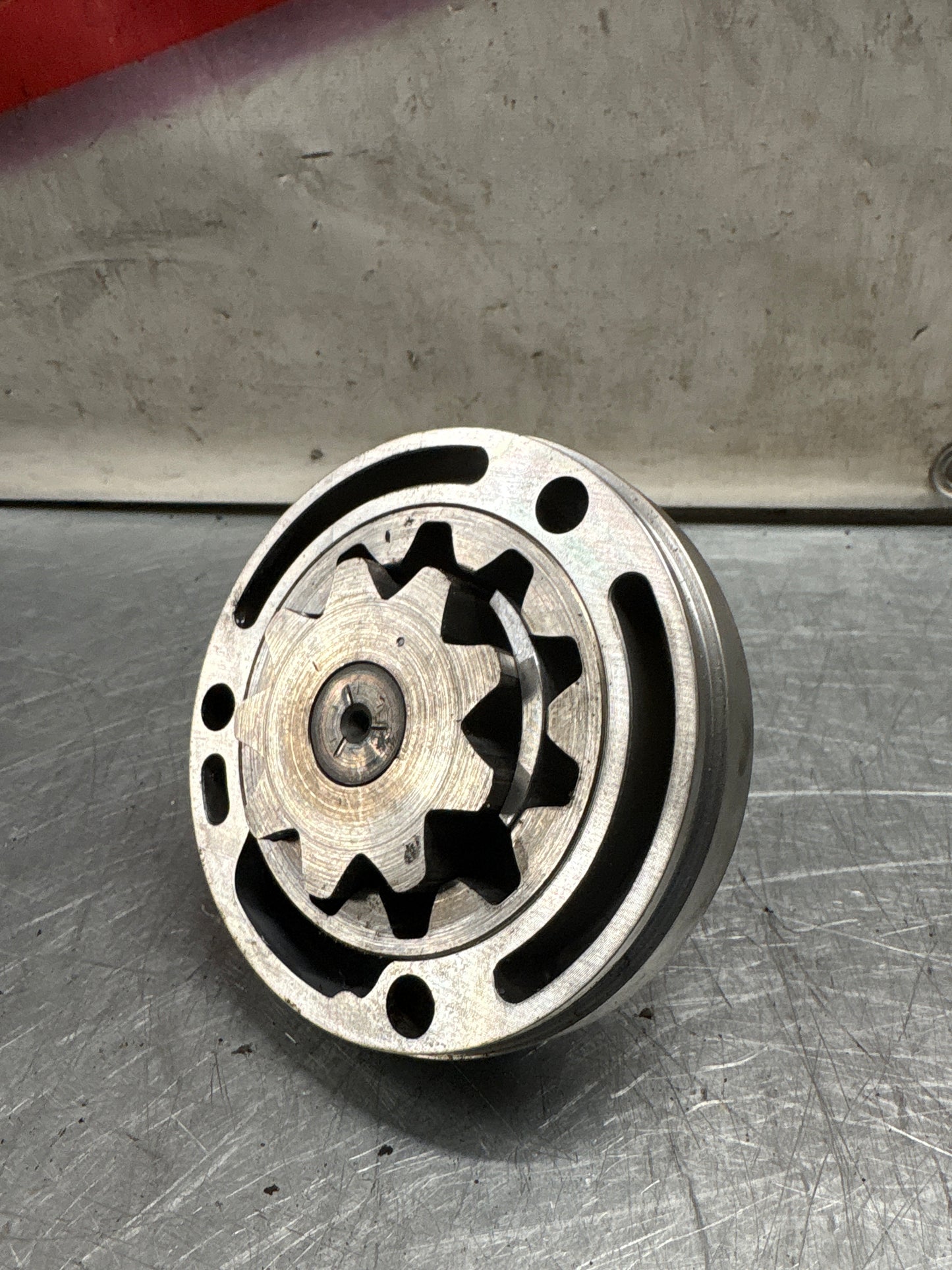 Porsche 928 Oil pump, used 9281071201R