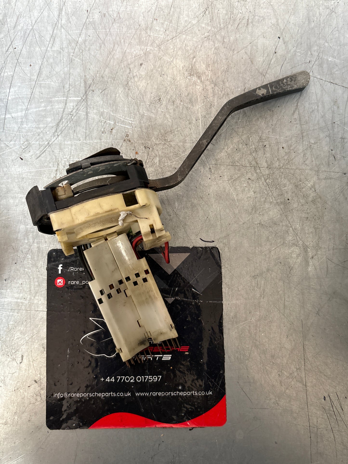 Porsche 924 early Black wiper / indicator stalk. 113953503BB spares or repair used