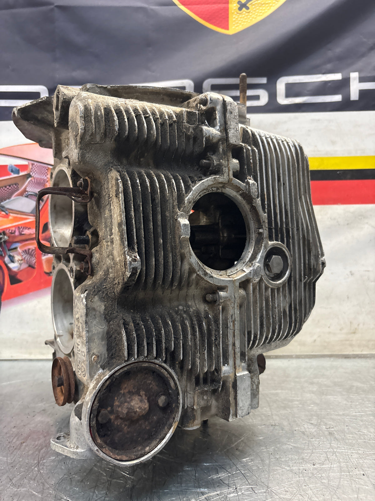 Porsche 914 1.7L engine case, used EA061528