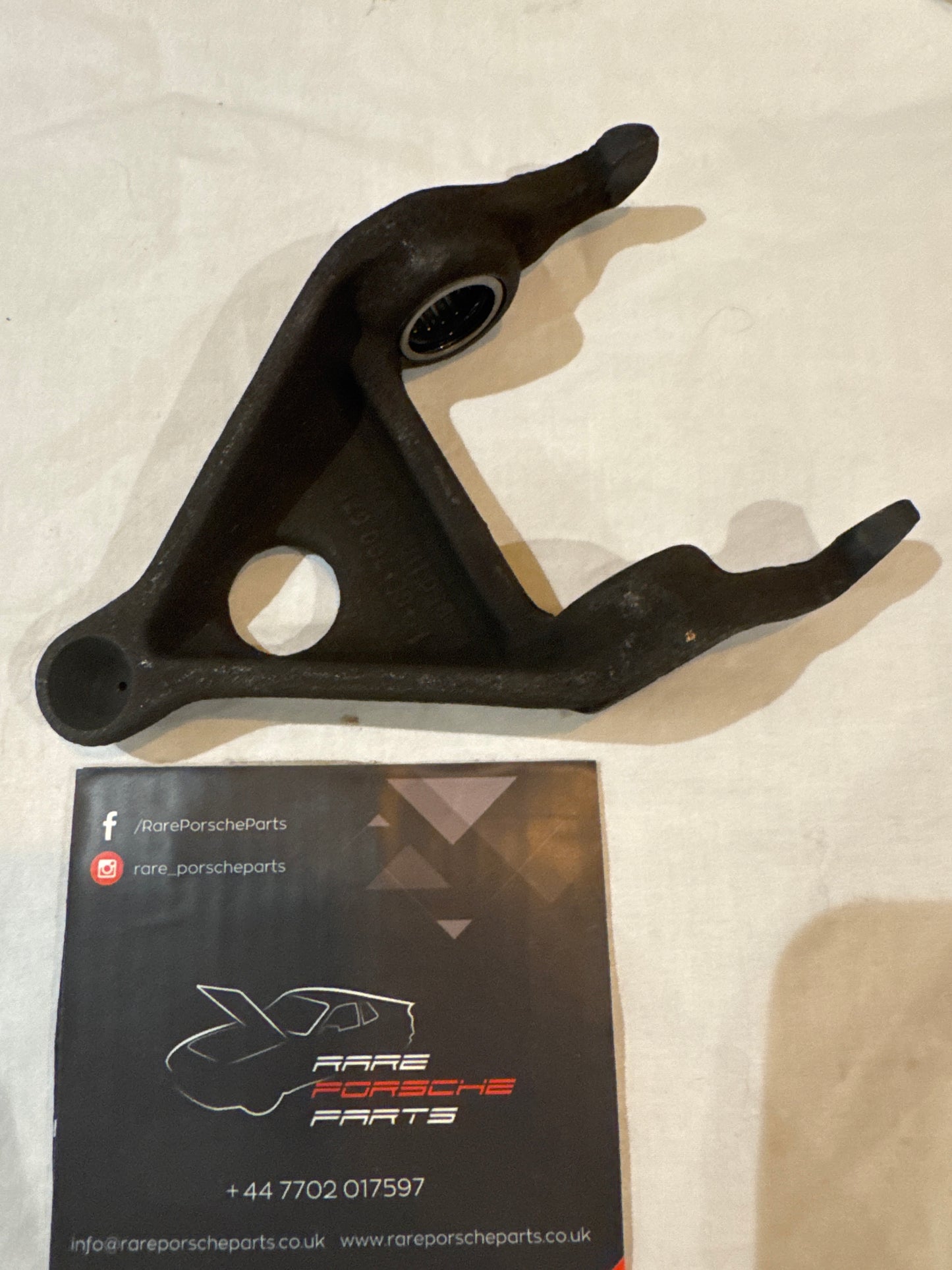 Porsche clutch fork 95011608600 NOS