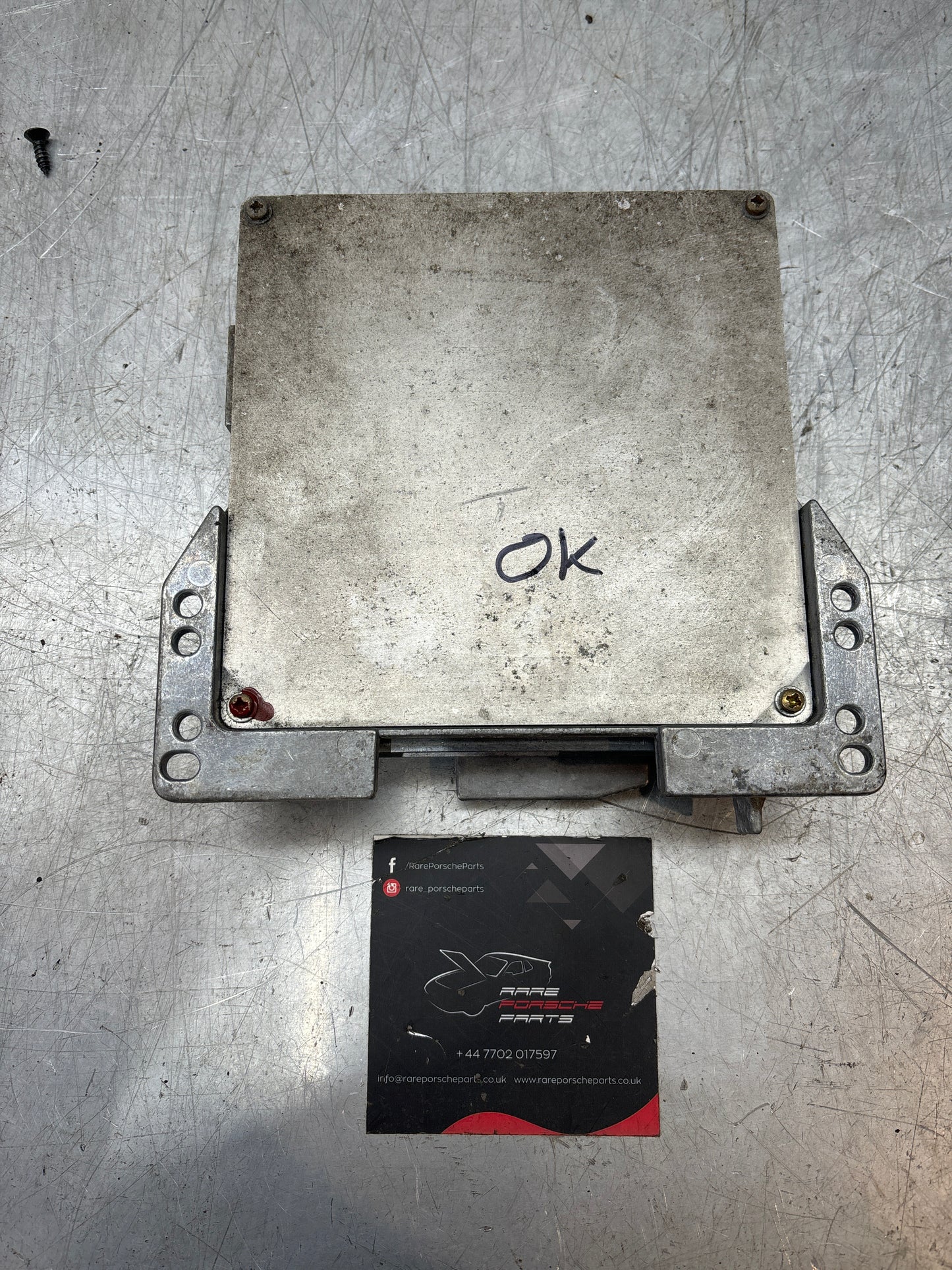 Porsche 944 ECU 94461811103 / 0261200006 used