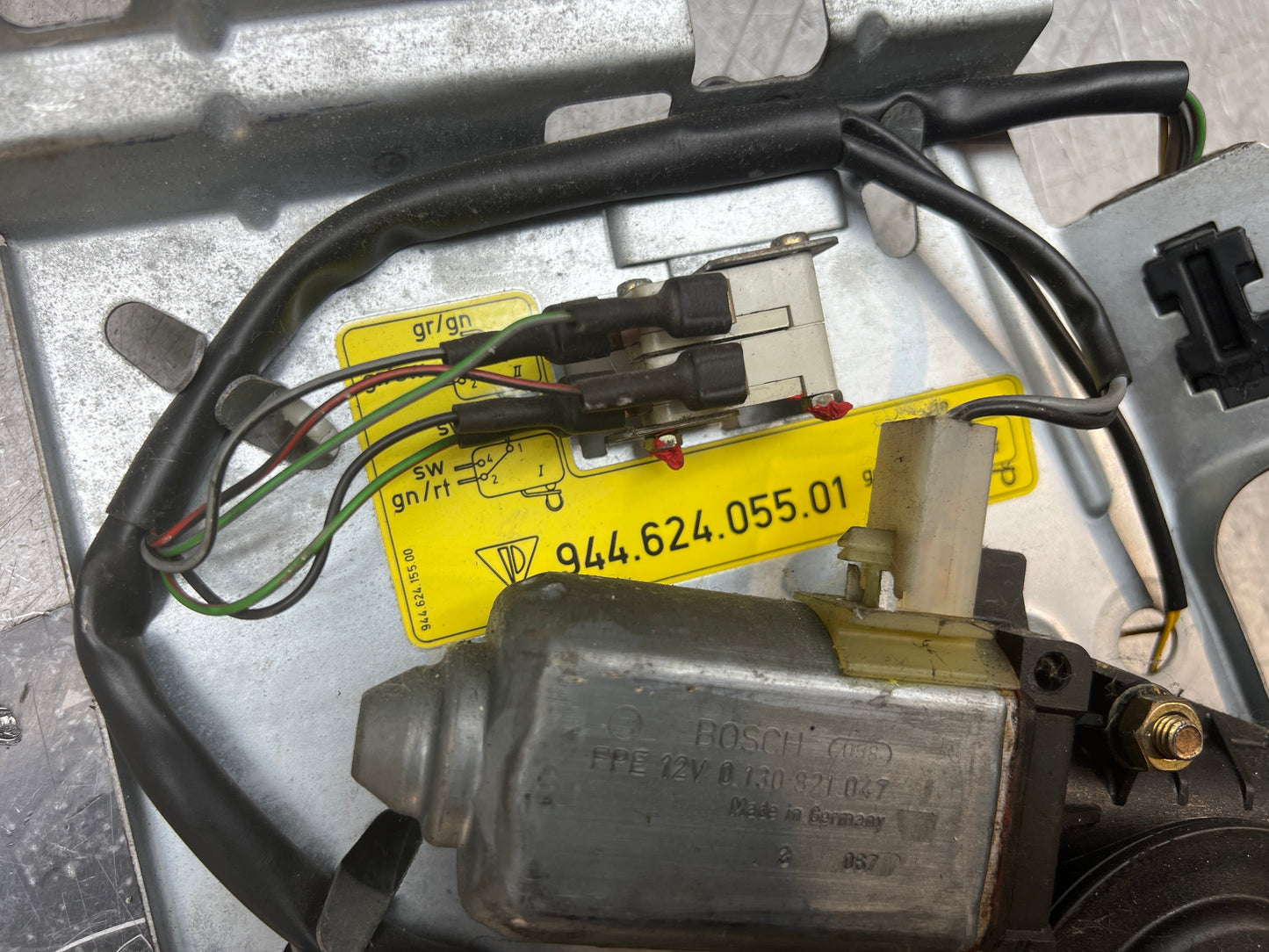 Porsche 944 Schiebedach Sonnendach Motor Targadach Baugruppe 94462405501