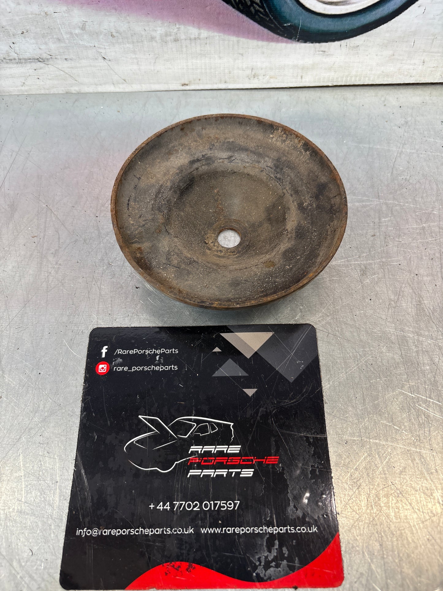 Porsche 924/944 Turbo suspension flange bearing, refurbished 133412341