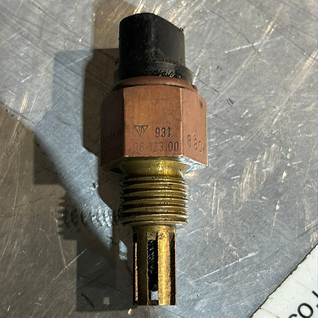 Porsche 924 Turbo / CGT temperature sensor 93160612300 used