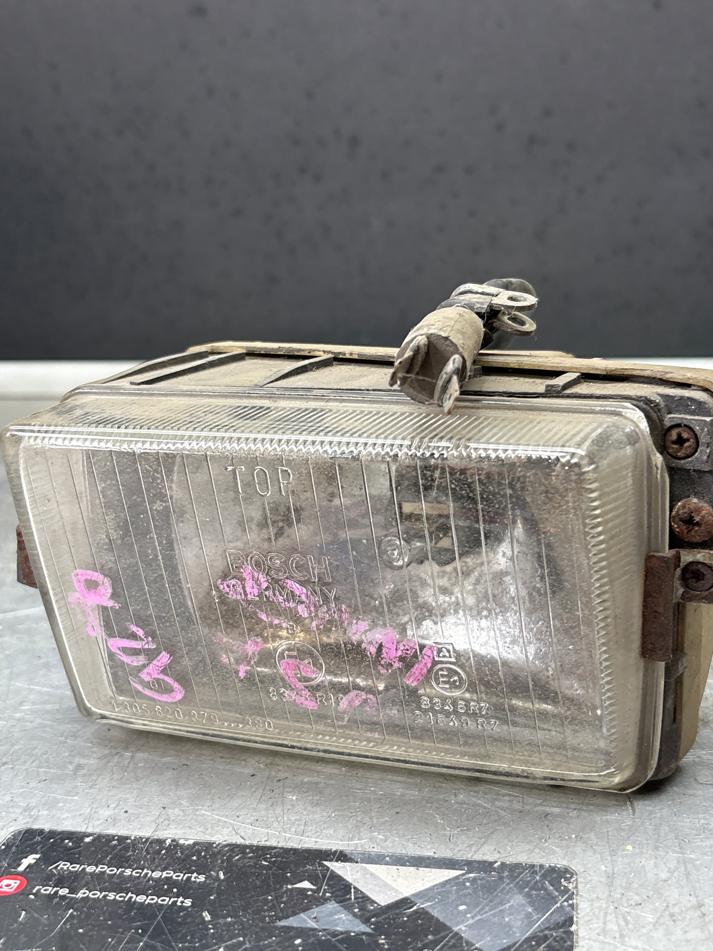 Porsche 928 Bosch headlight high beam, left 0306403001 / 92863141401