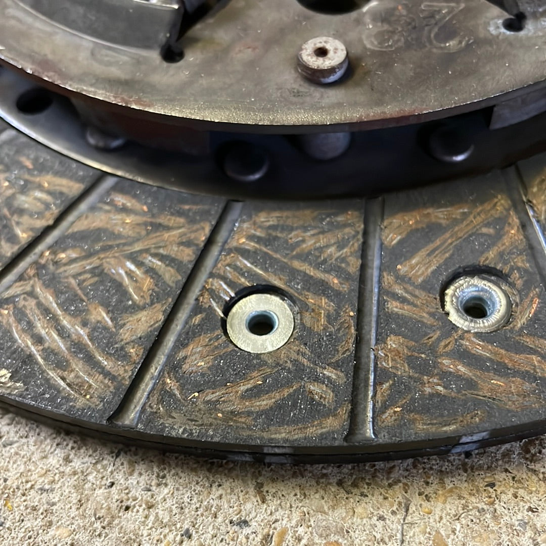 Porsche 944/924S Druckplatte mit 225mm Scheibe und Schwungrad, generalüberholt (ohne Ausrücklager)