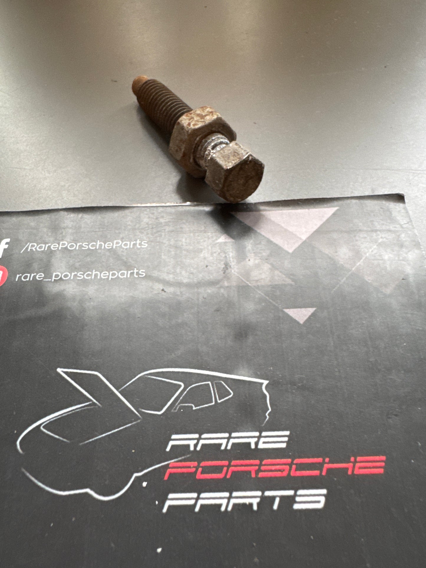 Porsche 944 85.5- radiator fixing bolt used