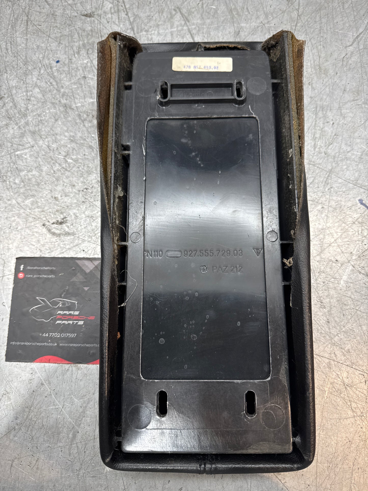 Porsche 944 924 centre console arm rest cassette black 478857059 spares or repair RHD