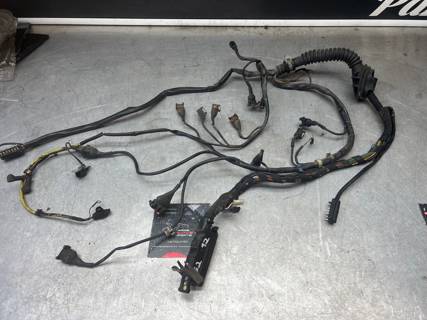 Porsche 944 S2 3.0 16V 1992 engine loom ECU wiring loom, used, 9446070406