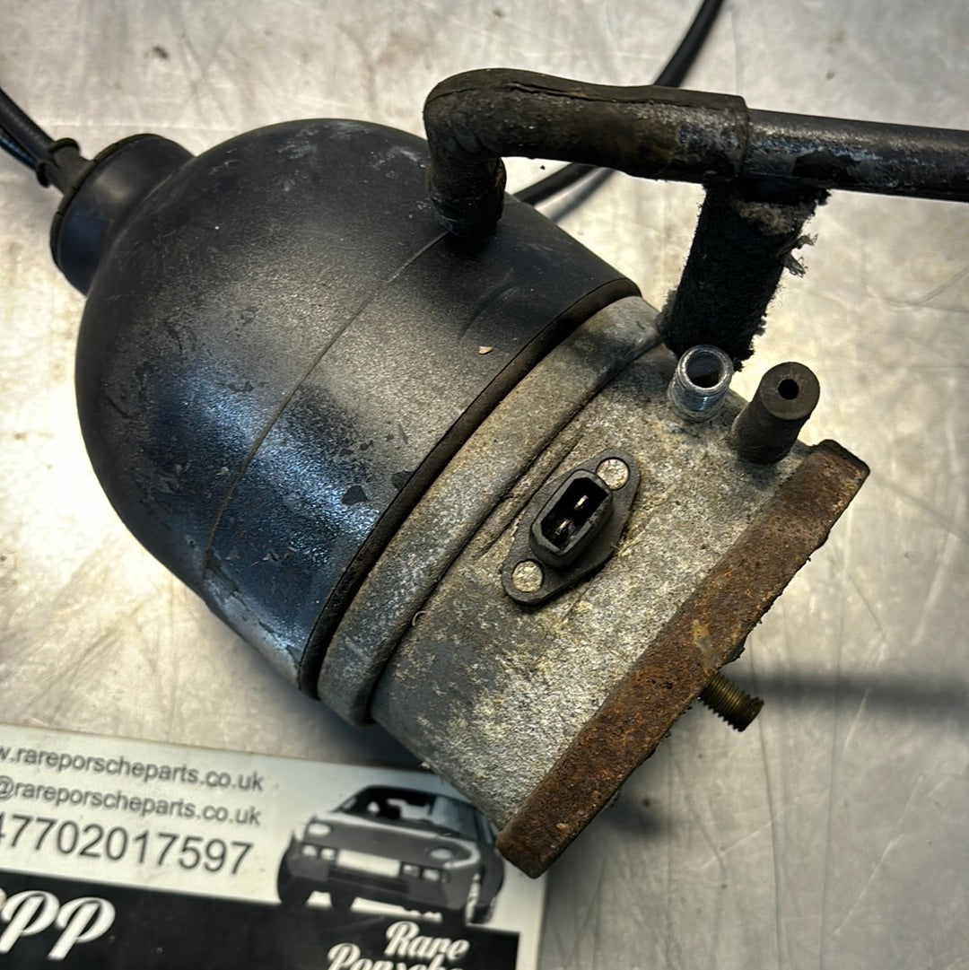 Porsche 928 S2 Cruise Control Servo used, 92861712101