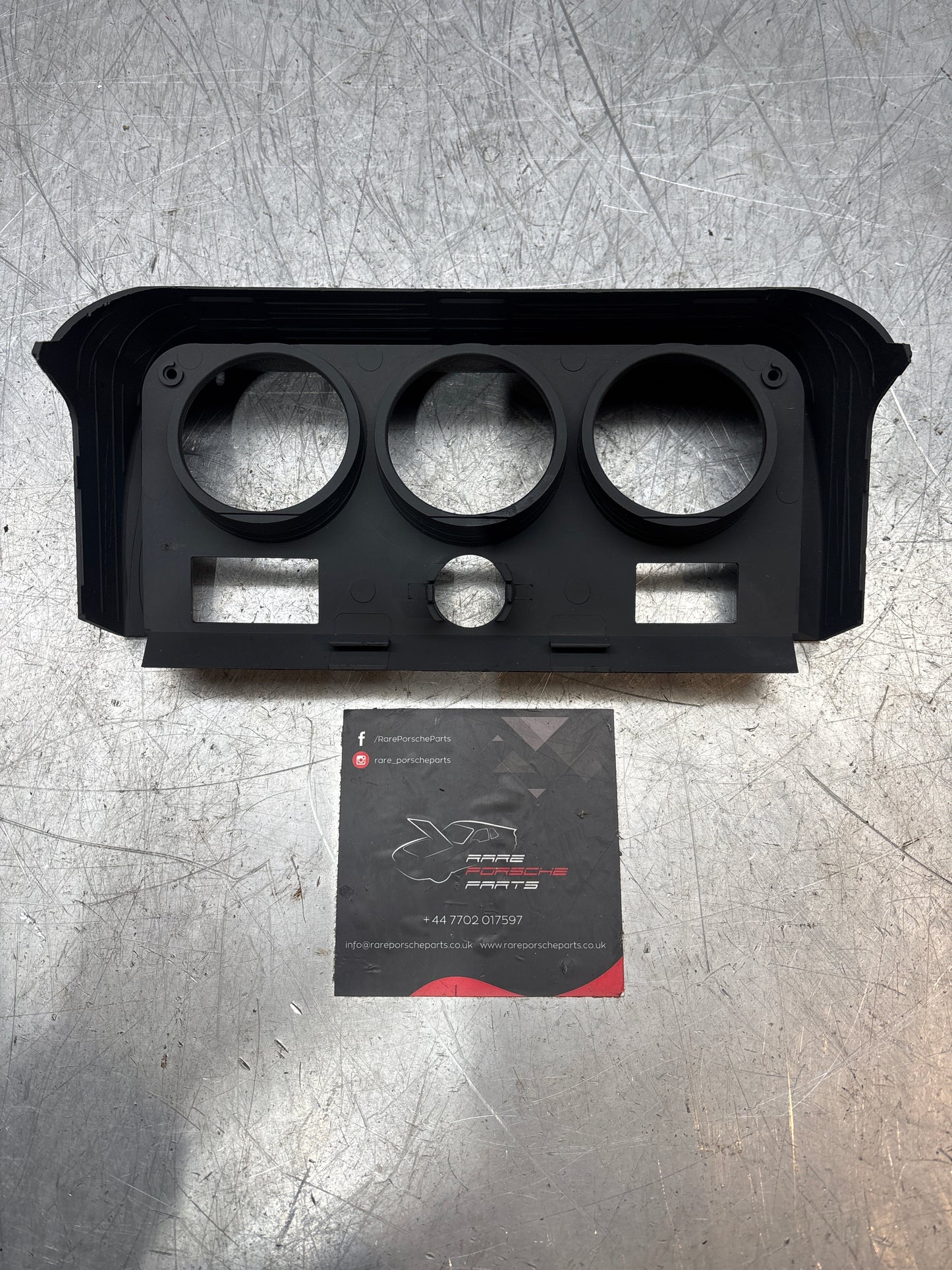 Porsche 924 New Dash Istrument Cover black/black 477857977