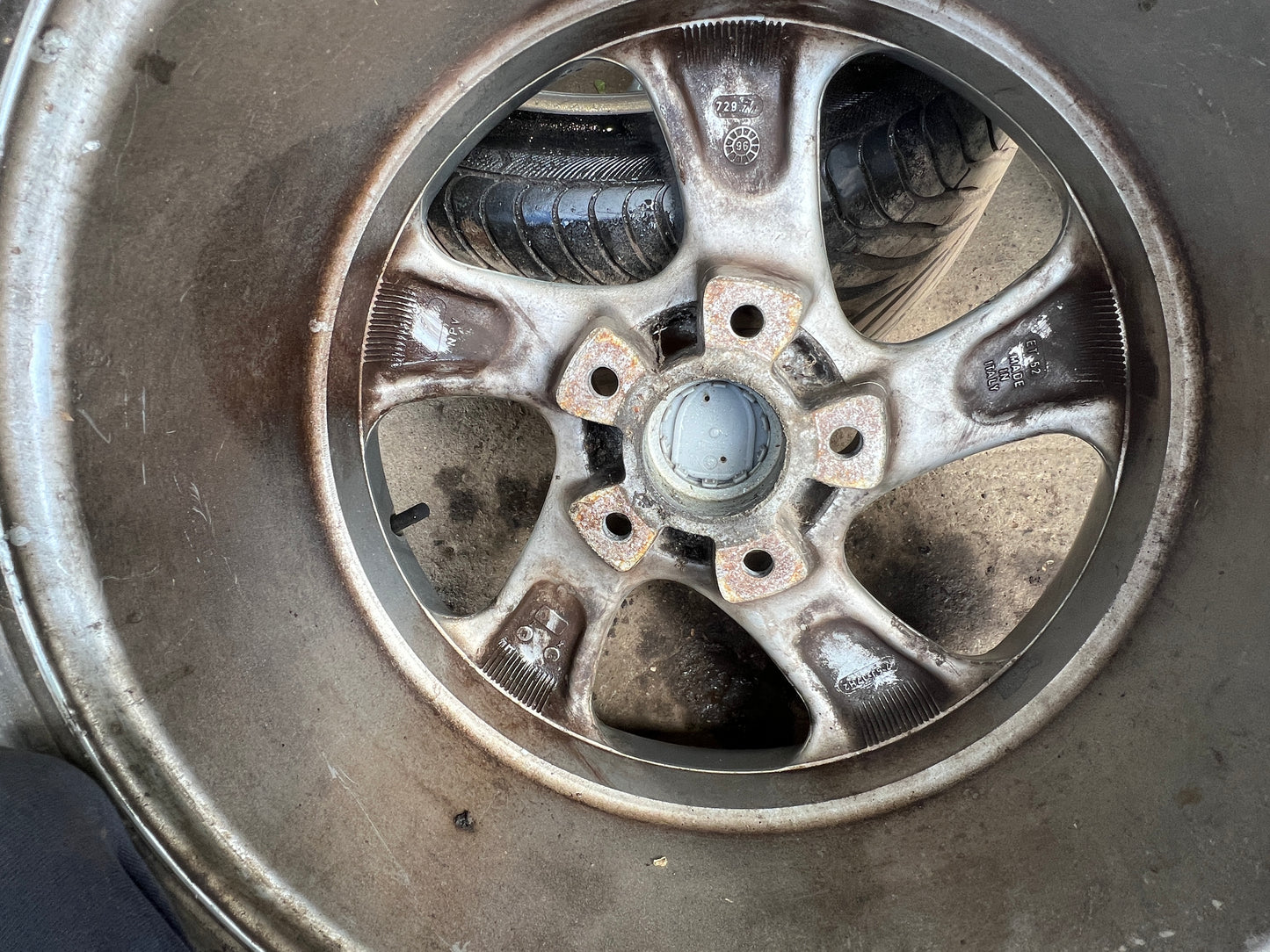 Aftermarket NPV Porsche twists style alloy wheels set, 5x130 staggered 7.5j and 9j wide late 944 fitment.