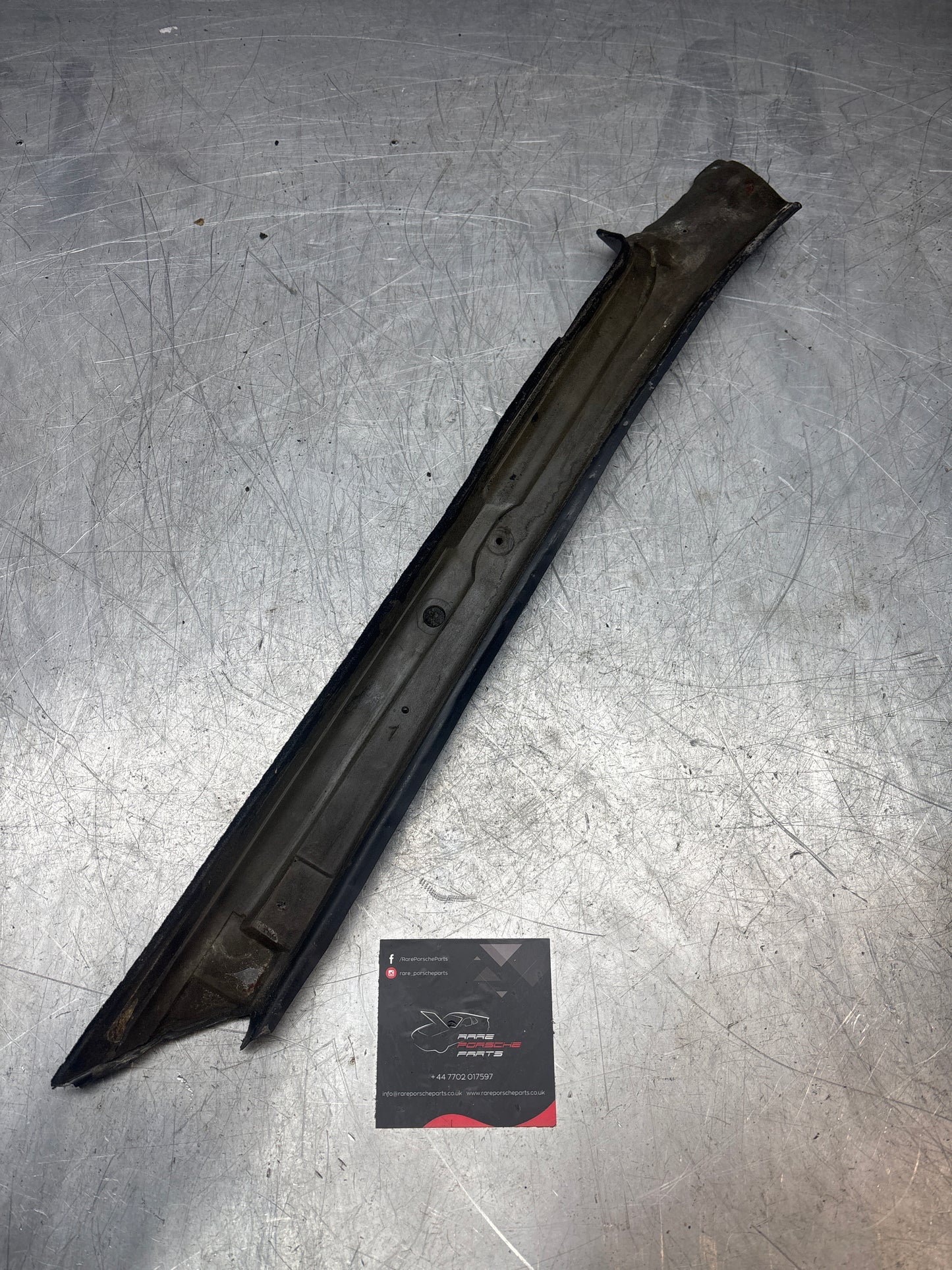 Porsche 944 oval dash black A pillar cover left side, used 94455505300