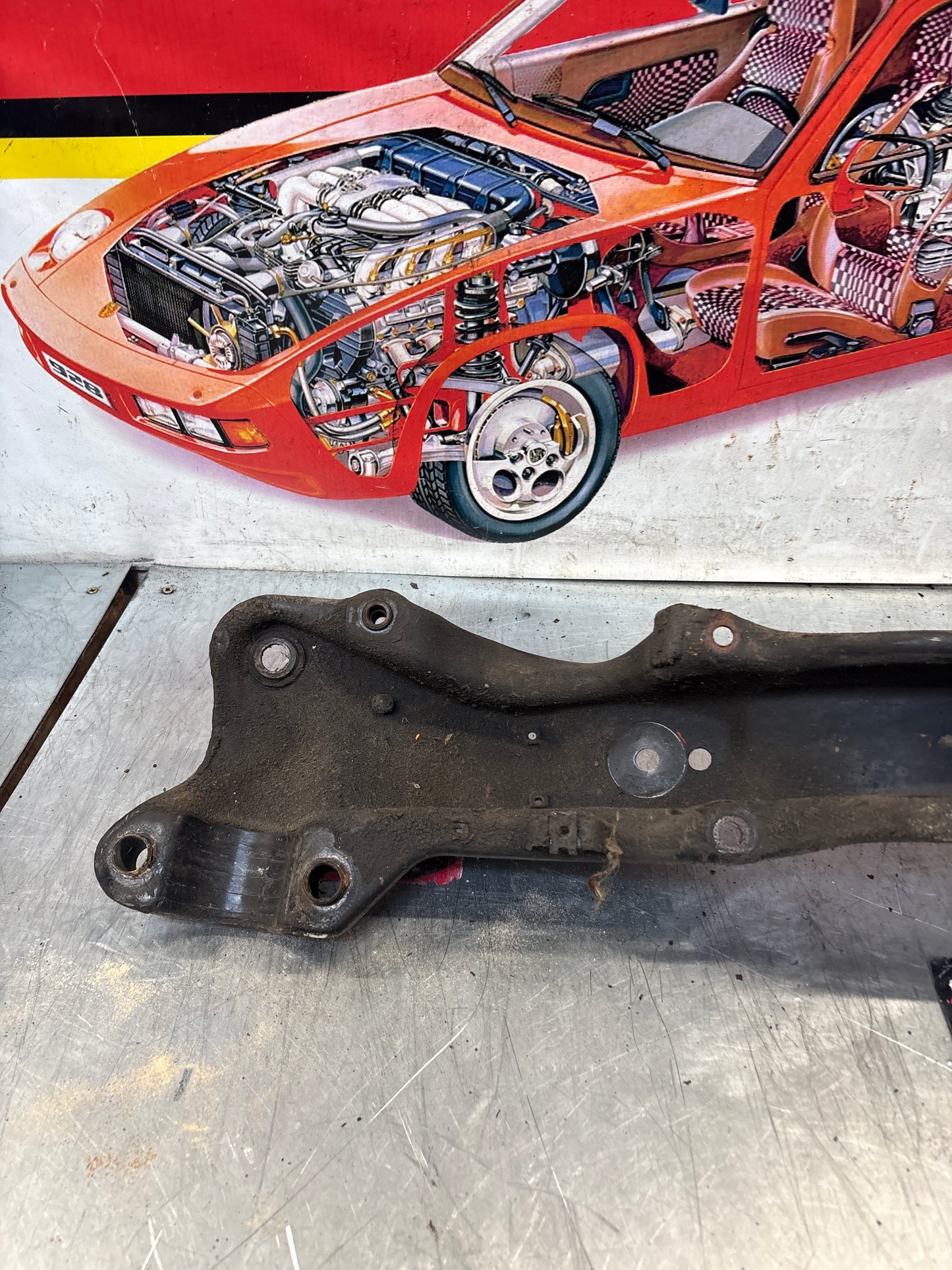 Porsche 928 82-85 engine mount, used 92837501106